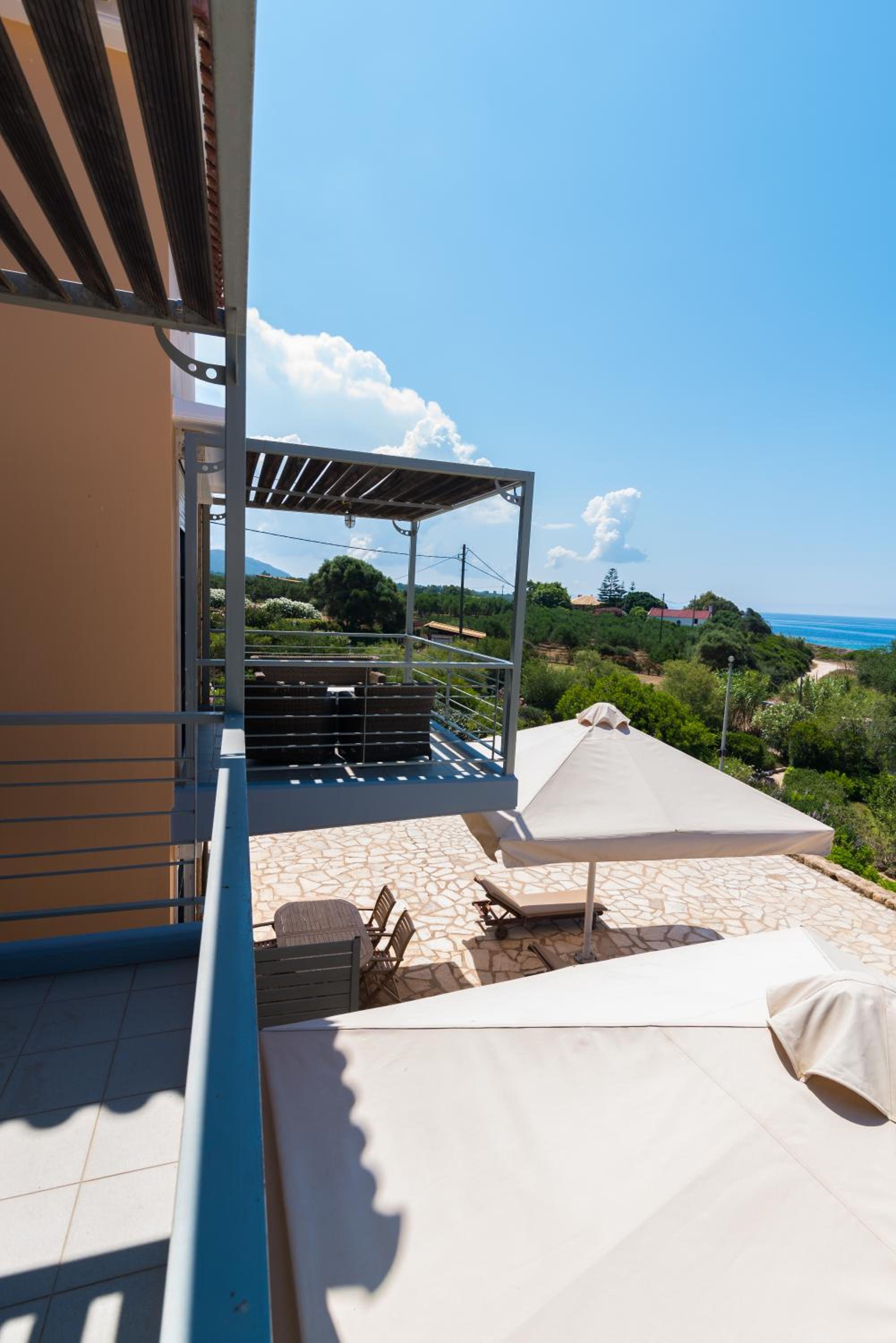 Dialiskari Villas