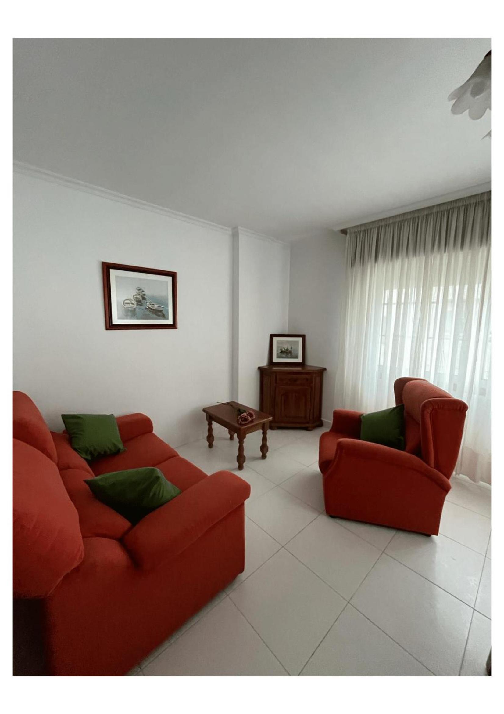 Apartamentos Deza- Playa Silgar