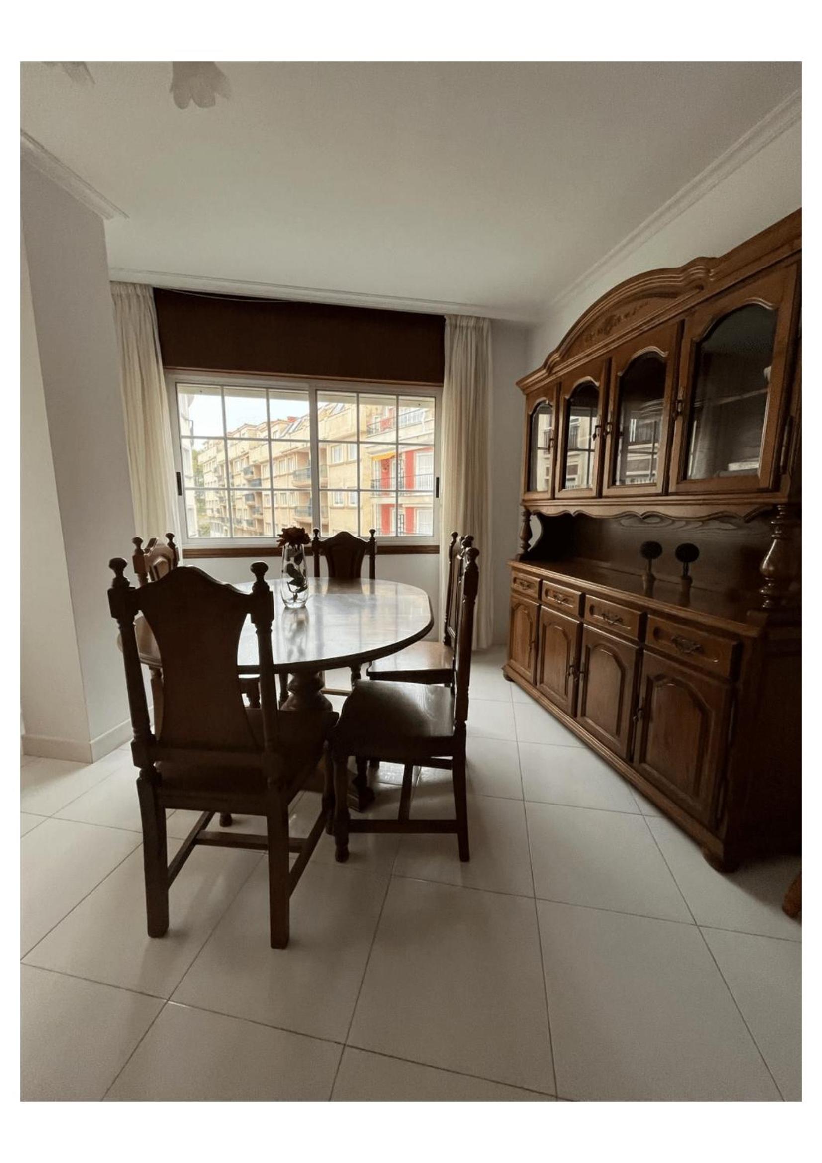 Apartamentos Deza- Playa Silgar