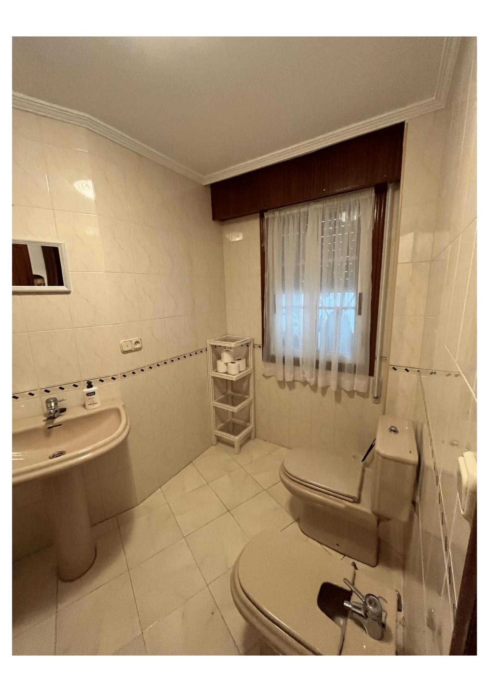 Apartamentos Deza- Playa Silgar
