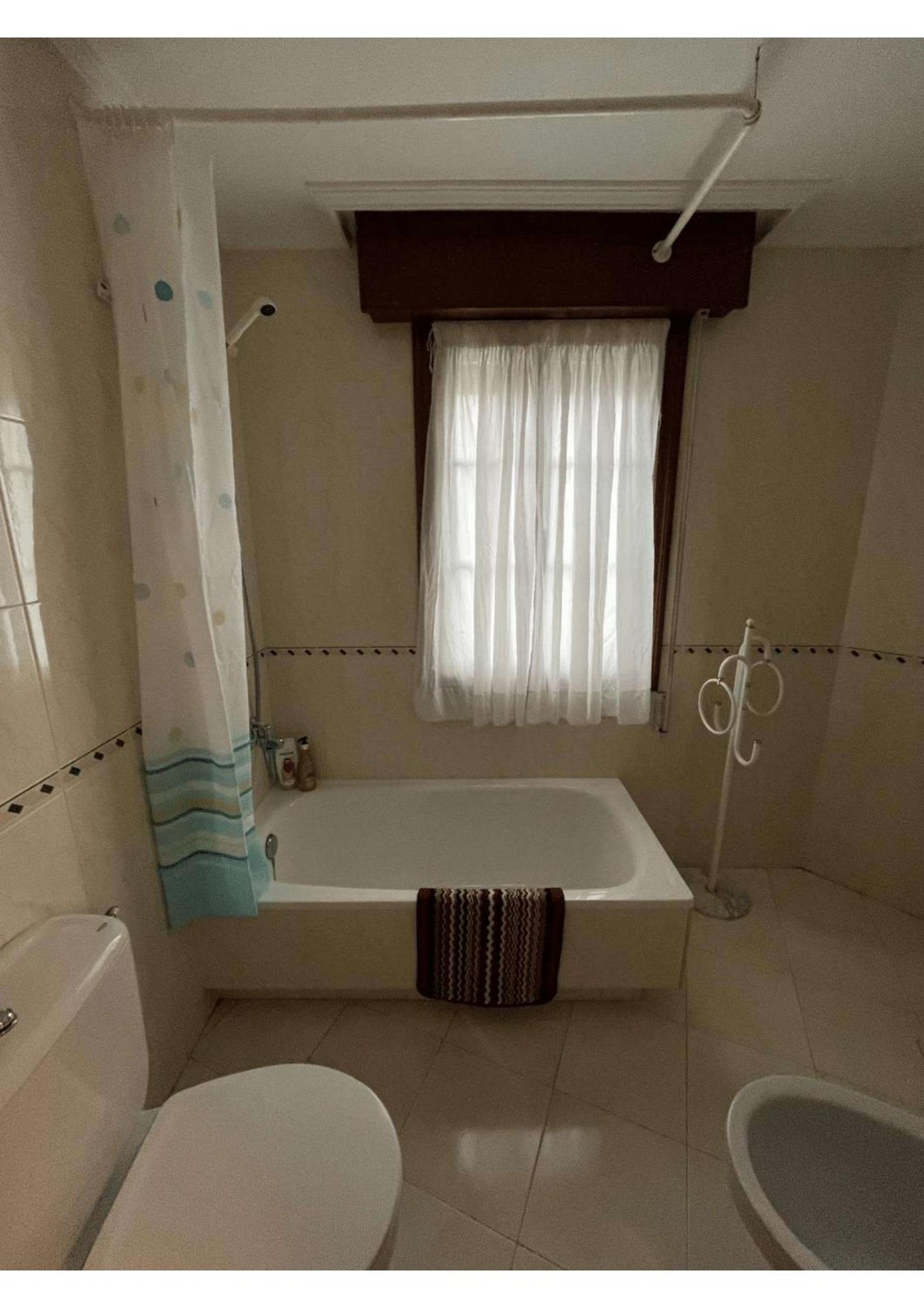 Apartamentos Deza- Playa Silgar