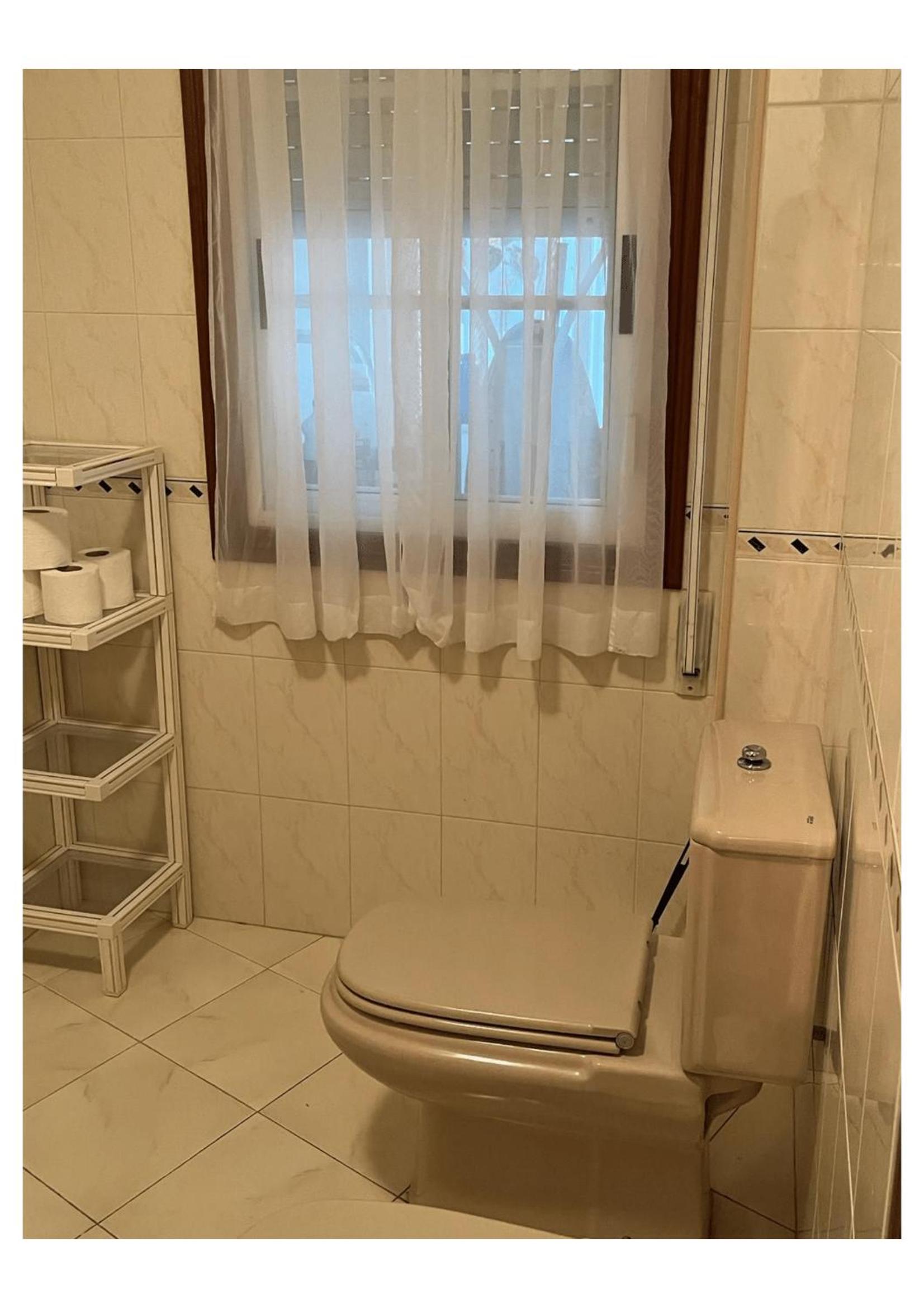 Apartamentos Deza- Playa Silgar