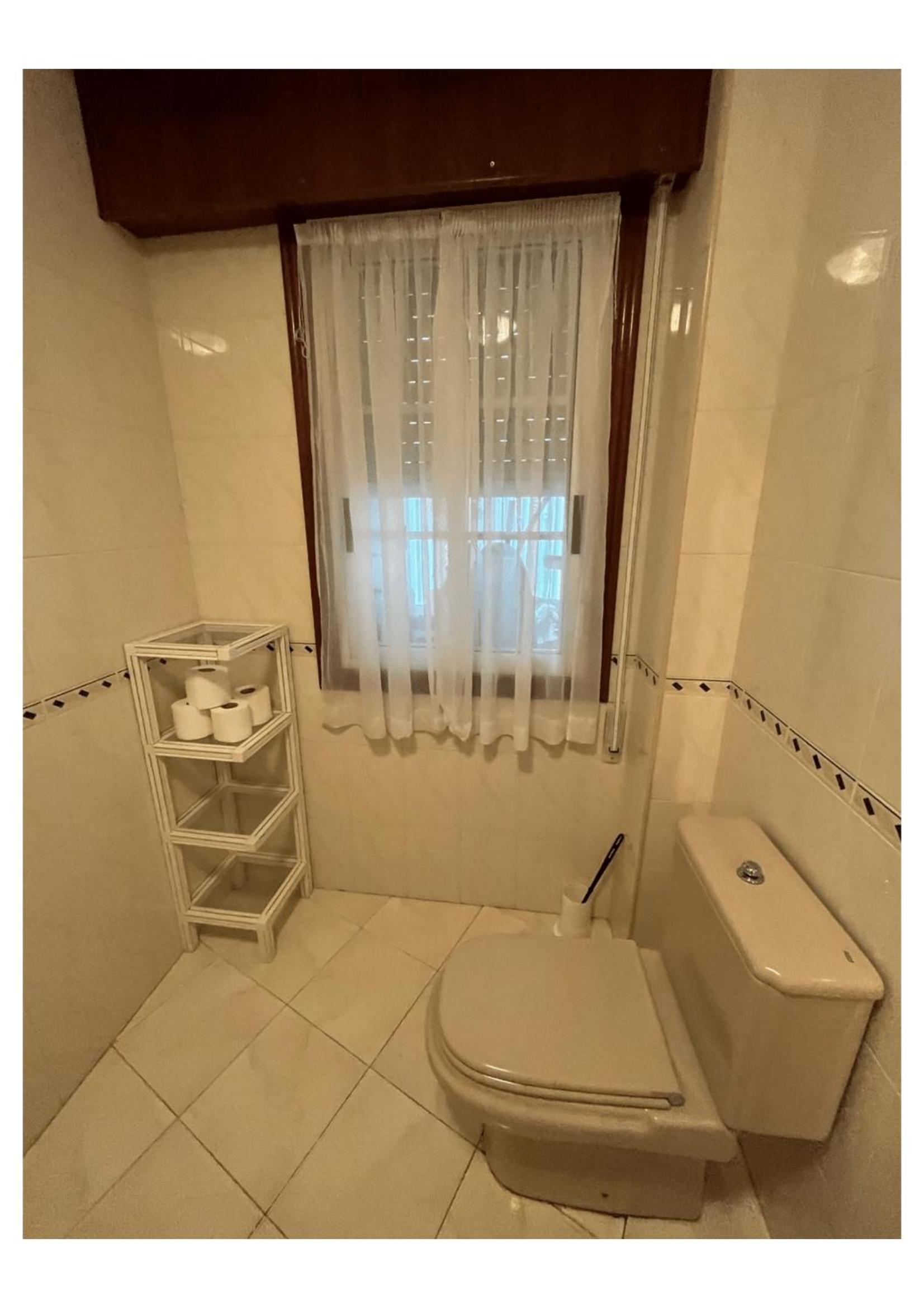 Apartamentos Deza- Playa Silgar