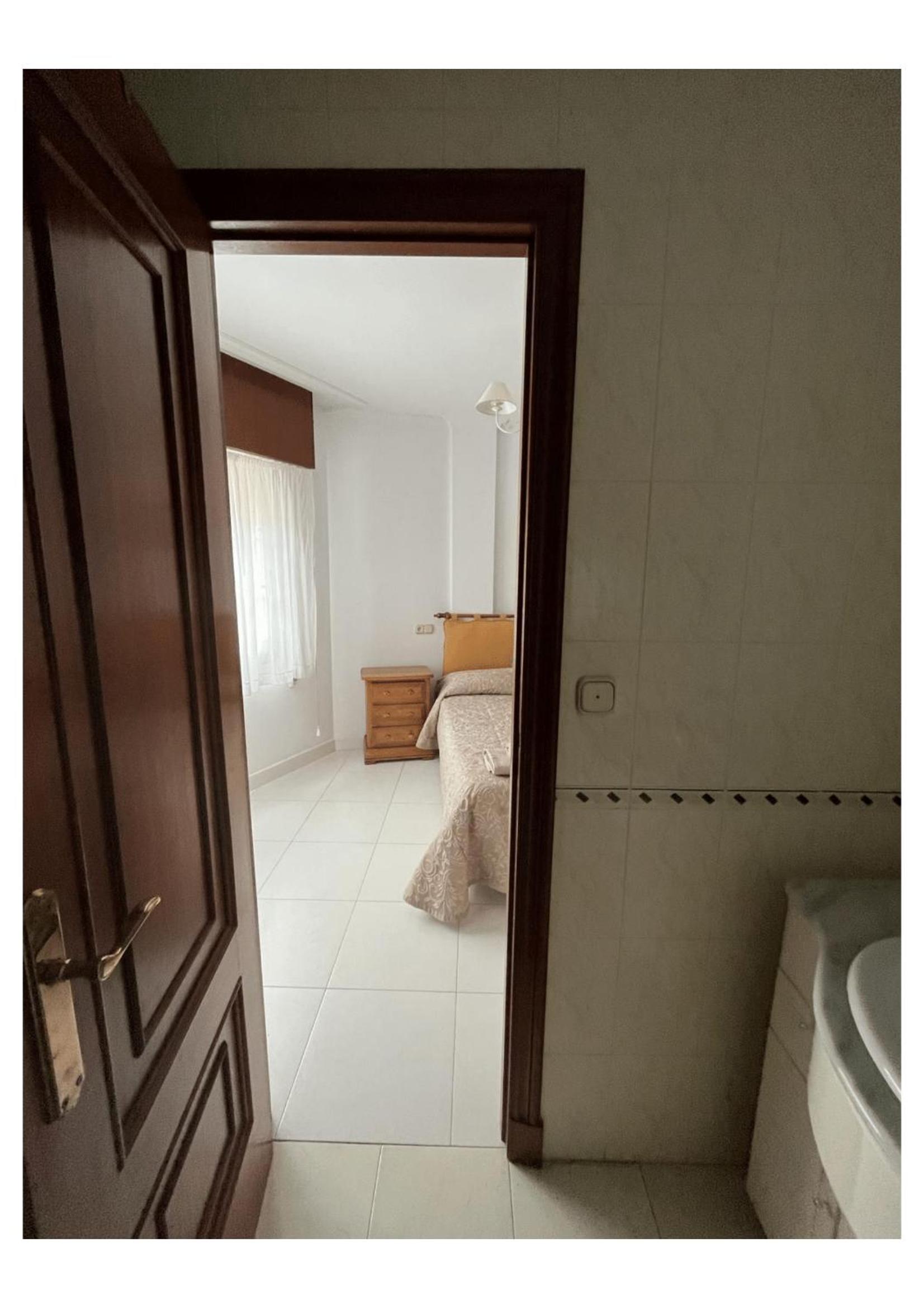 Apartamentos Deza- Playa Silgar