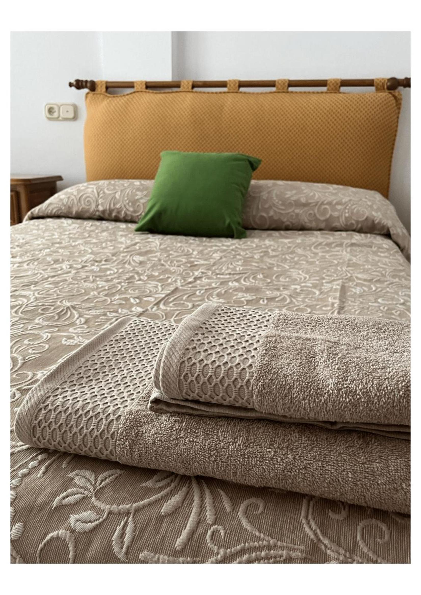 Apartamentos Deza- Playa Silgar