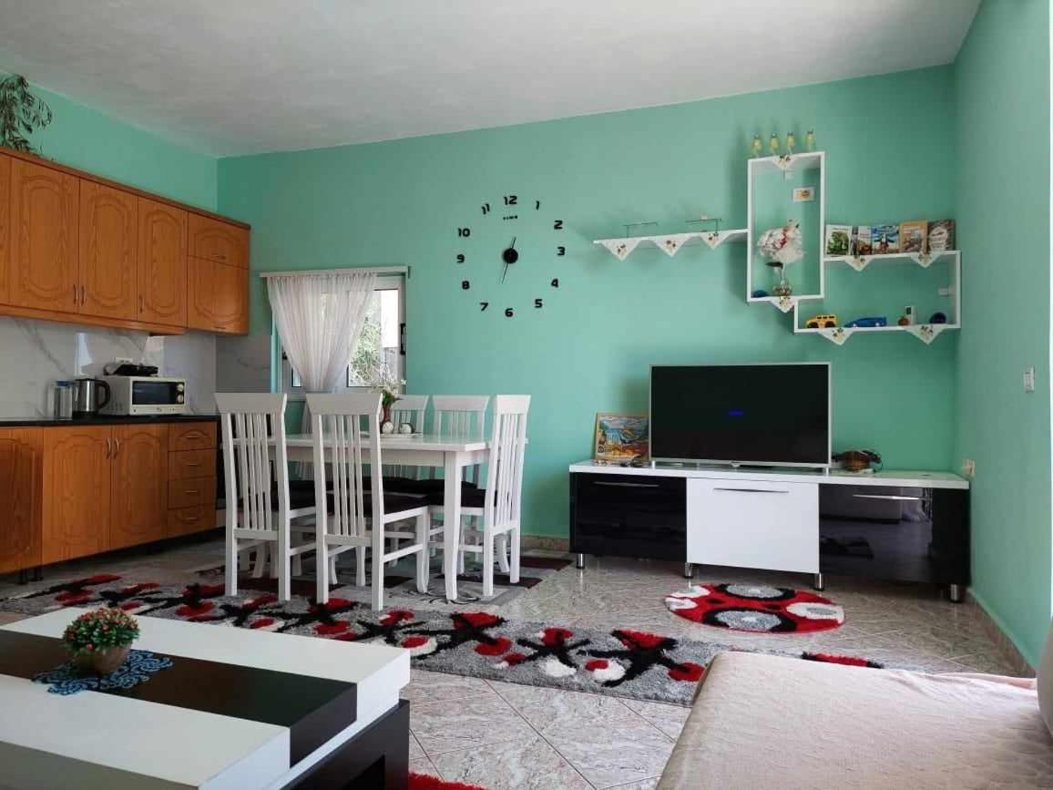 Oni Apartment