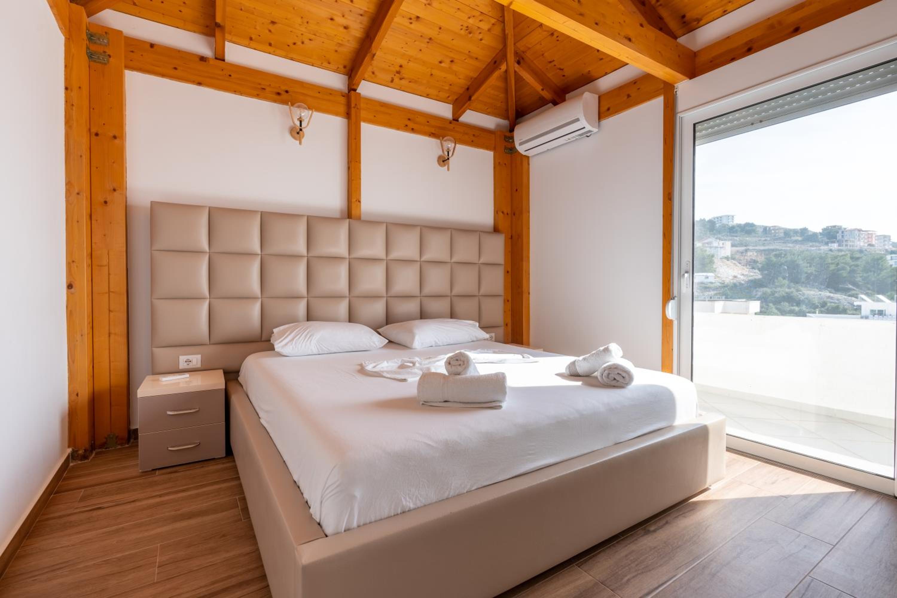 Deluxe wooden villa