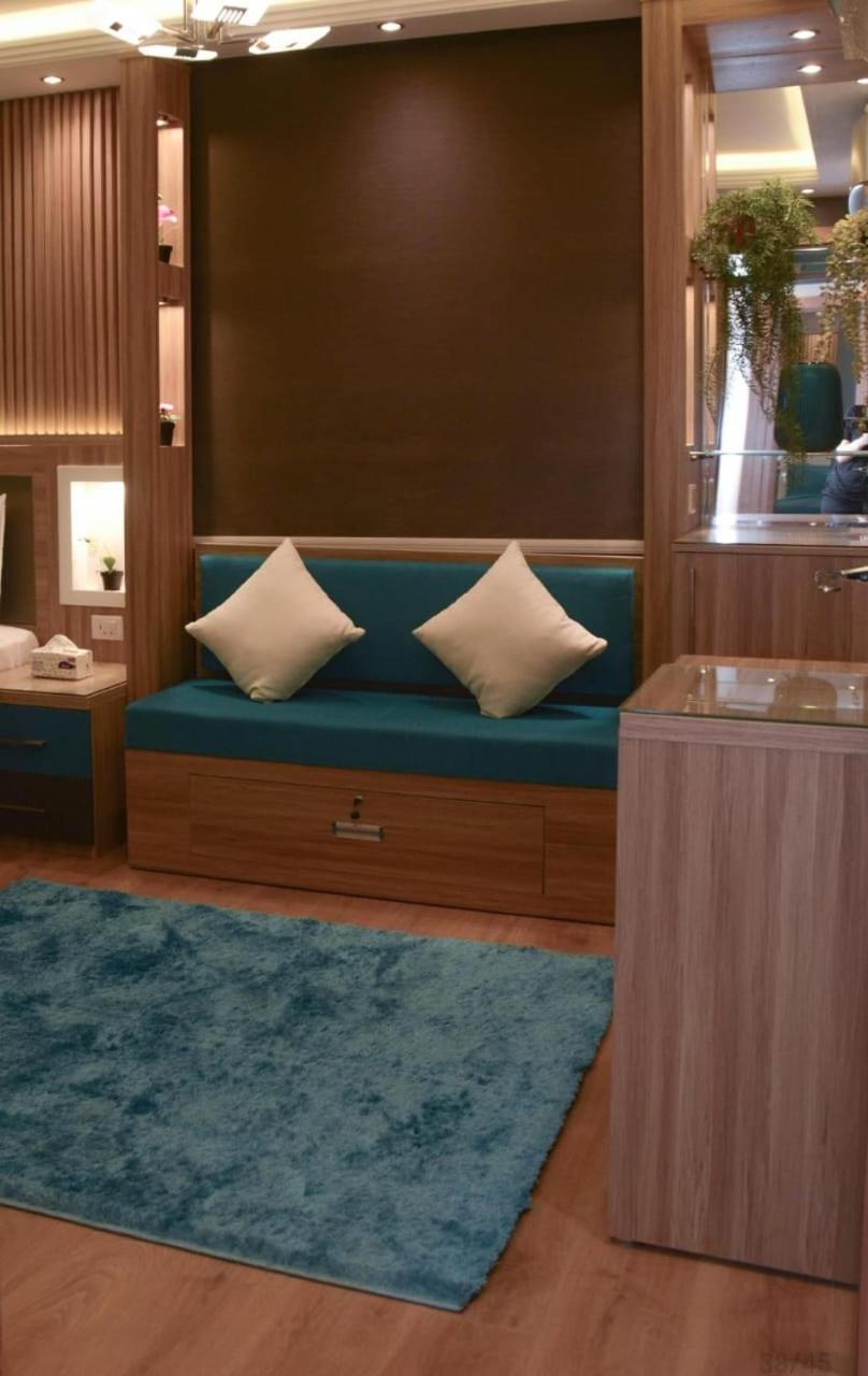 Luxury partial Nile view Maadi Cairo apartment