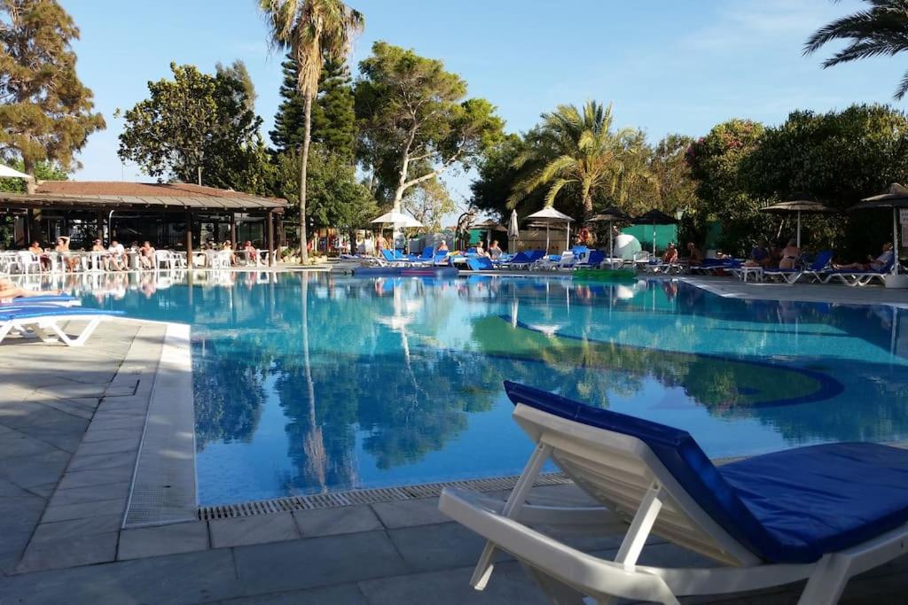 Paphos Gardens 206