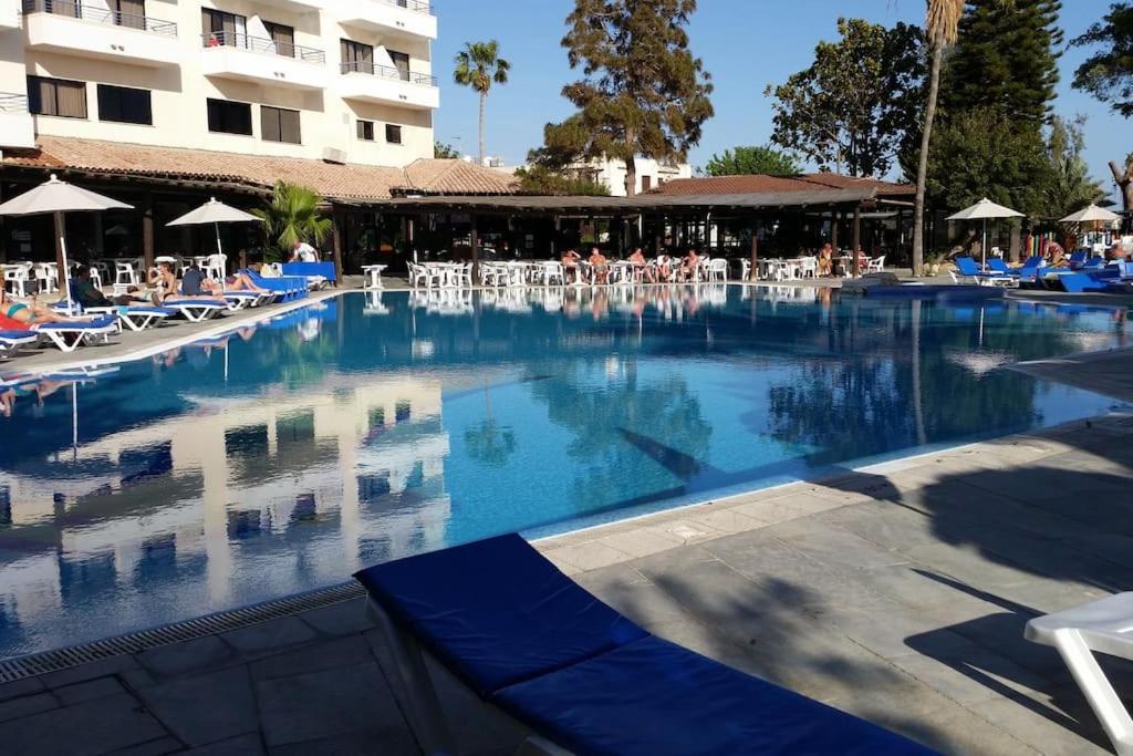 Paphos Gardens 206