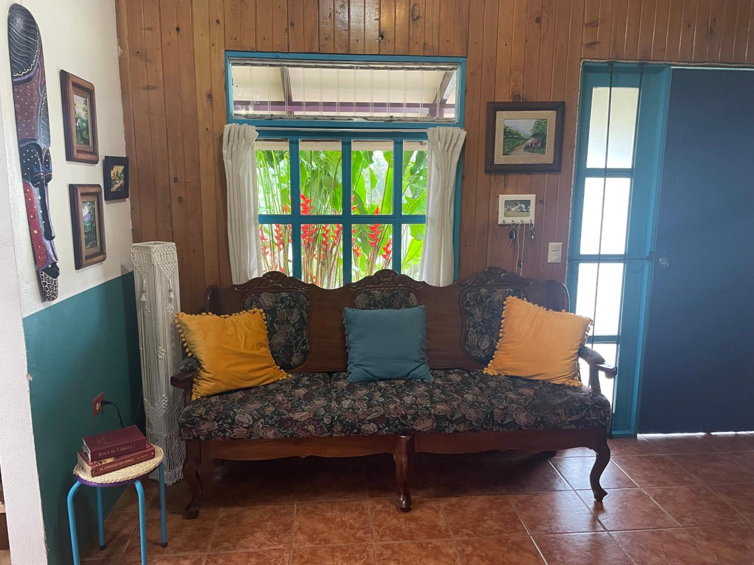 Equipped cottage in Laguna Hule