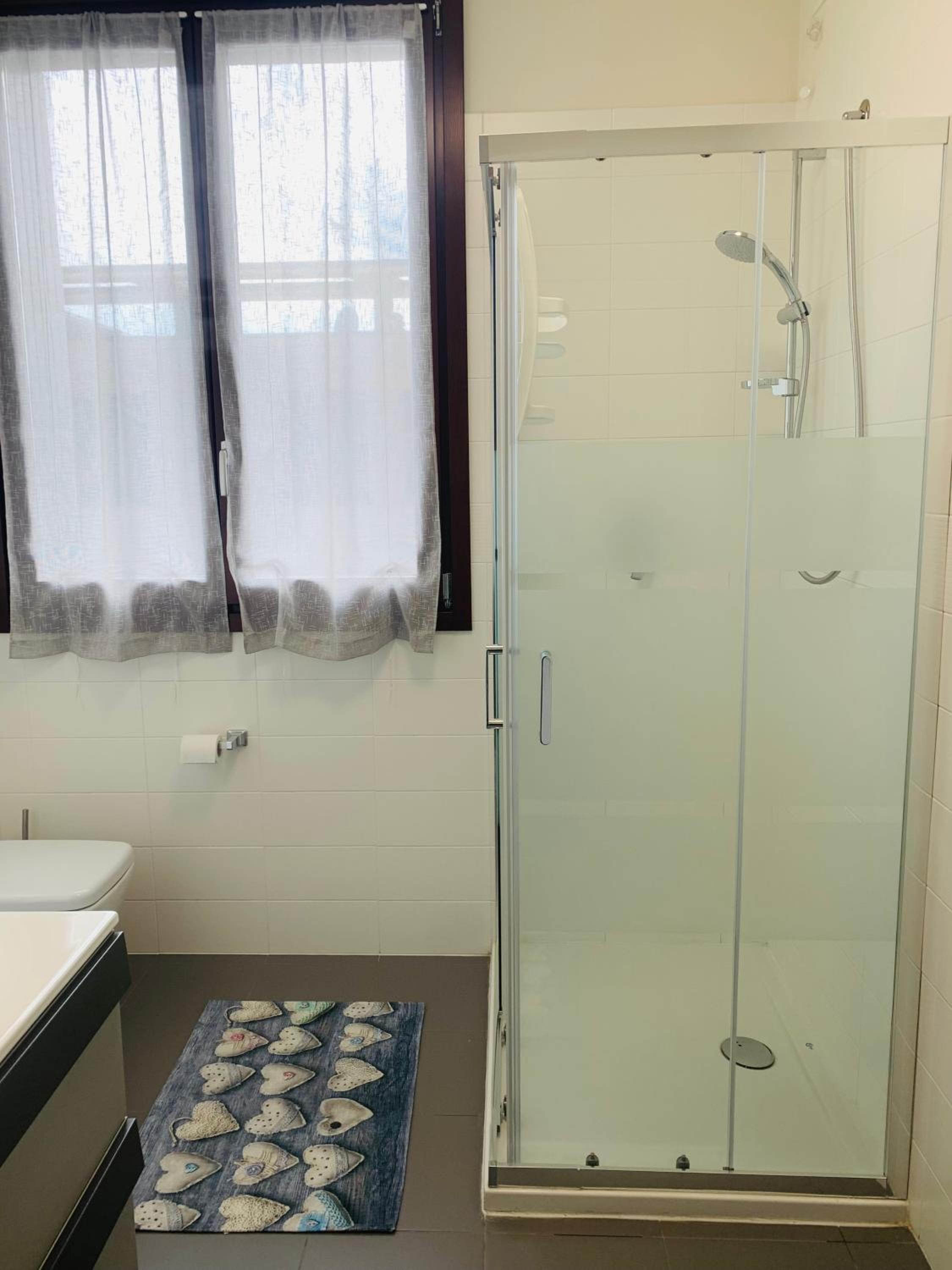 Somma Lombardo Vacations - Deny  Carol's house - Property Image 2