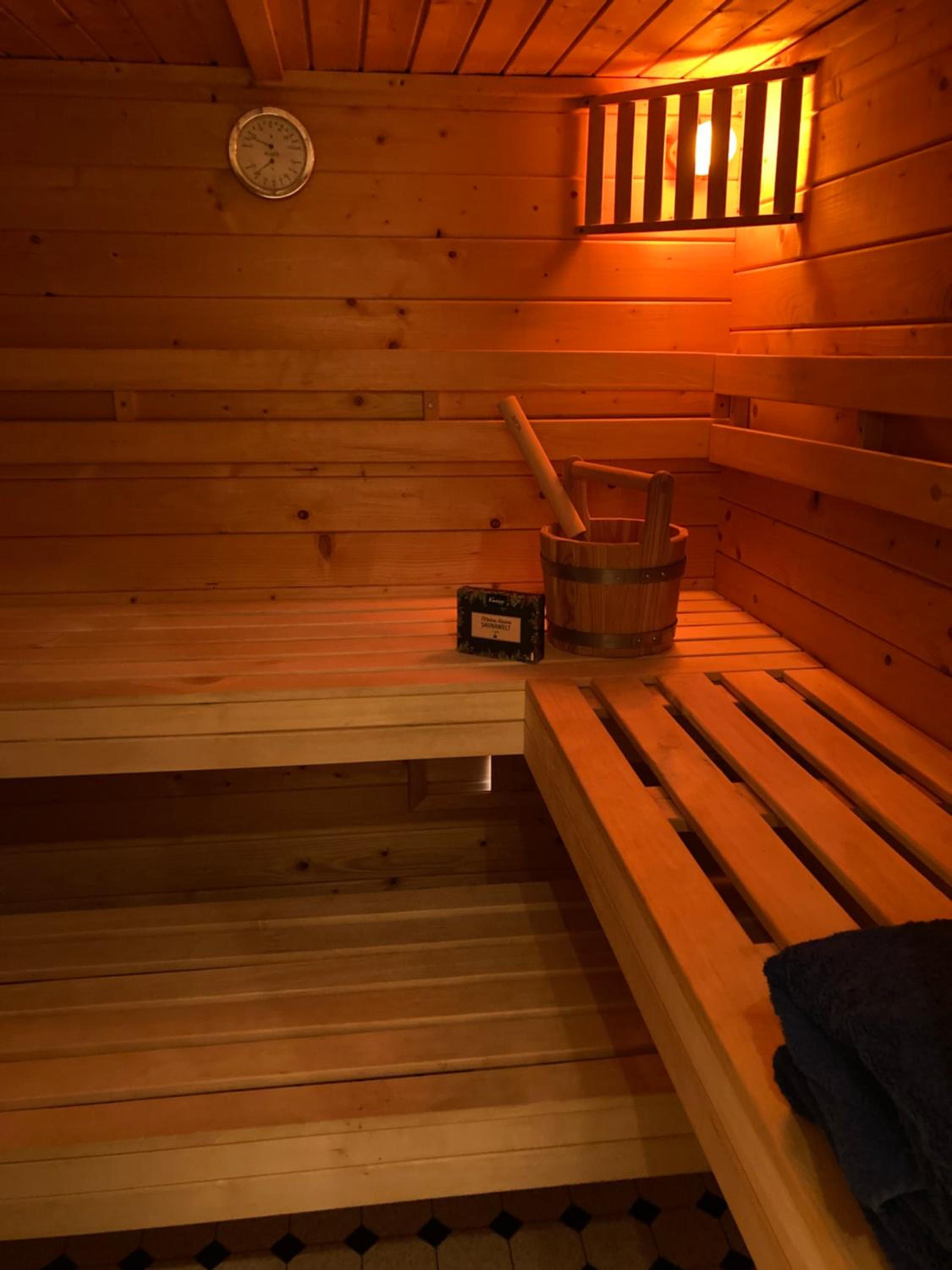 Ferienhaus mit Sauna, Wintergarten und Terrasse im schönen Hochtaunus