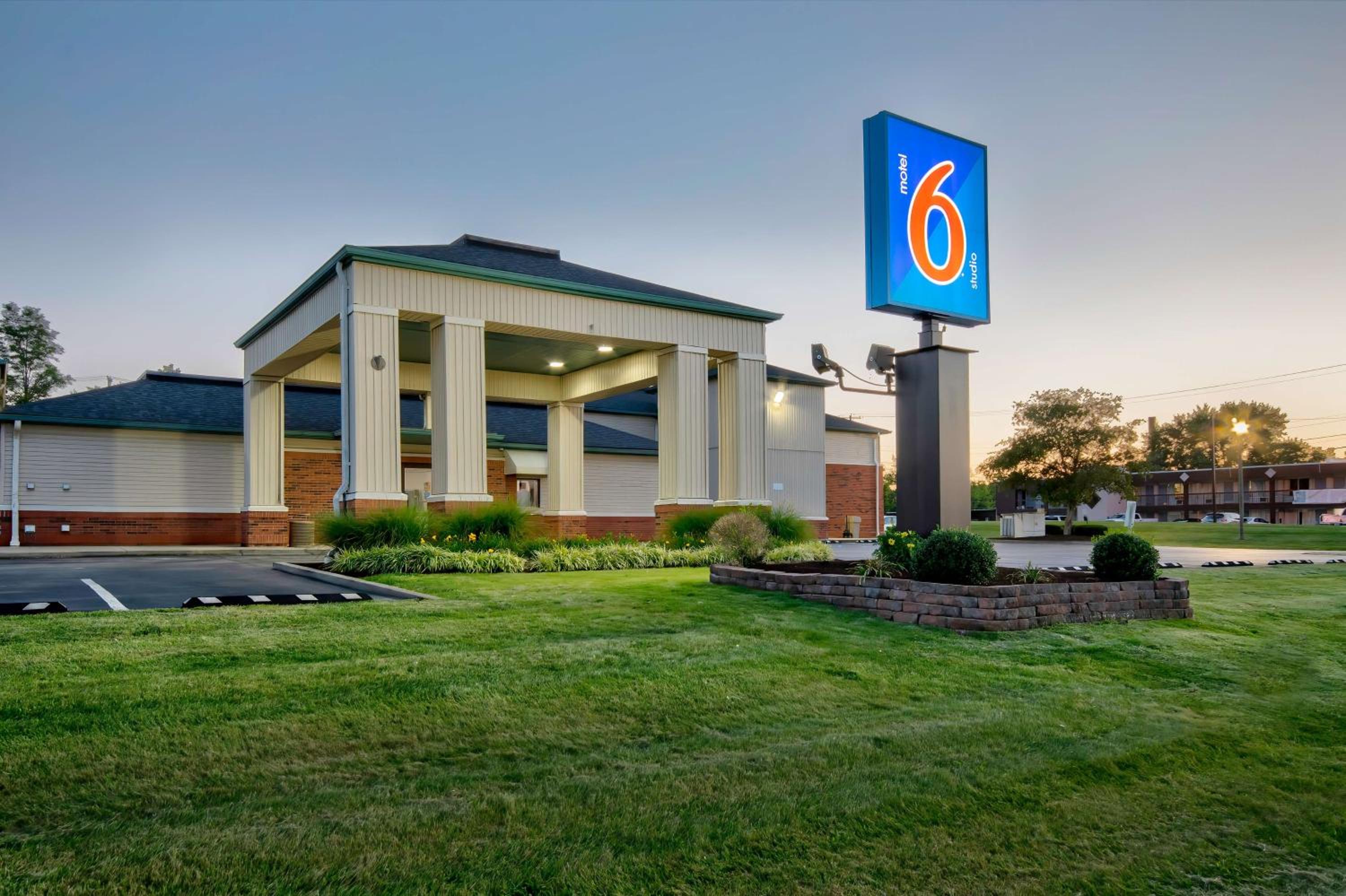 Georgetown Vacations - Motel 6 - Georgetown, KY - Lexington North - Property Image 24