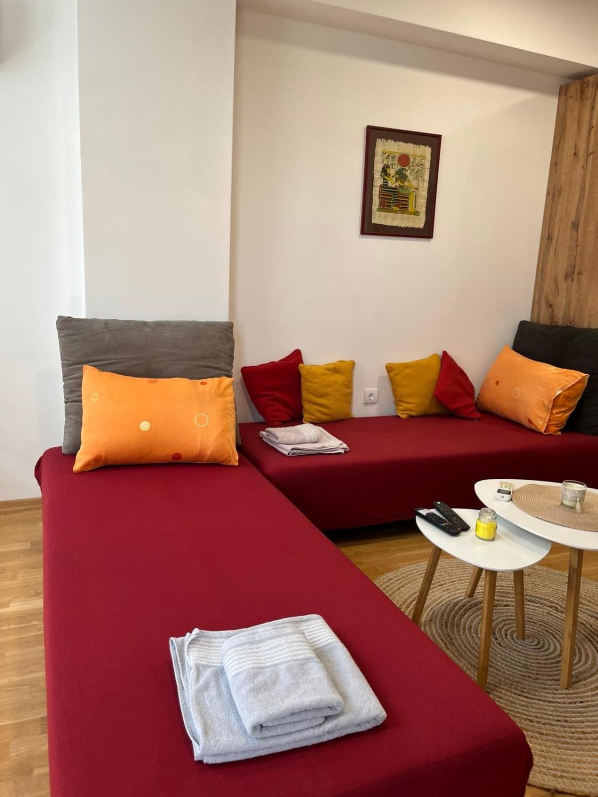 Golden Lux Apartments