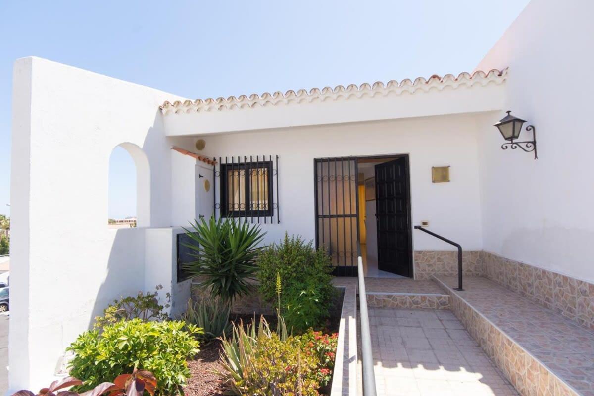 Las Flores 5 - Two Bed view 2