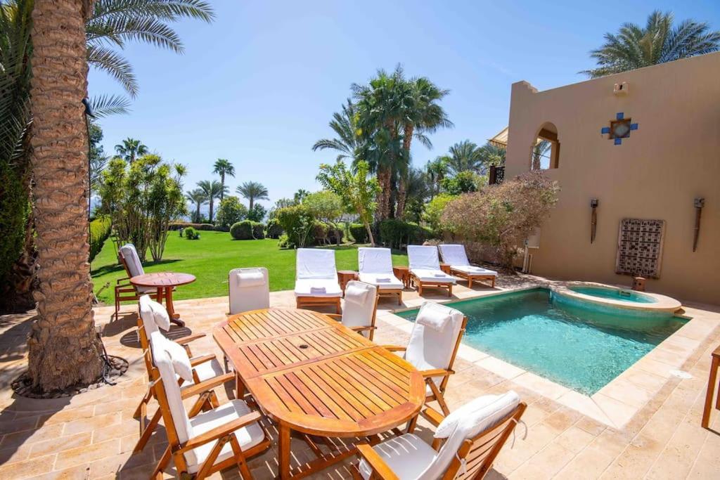 Beautiful villa at Four Seasons
