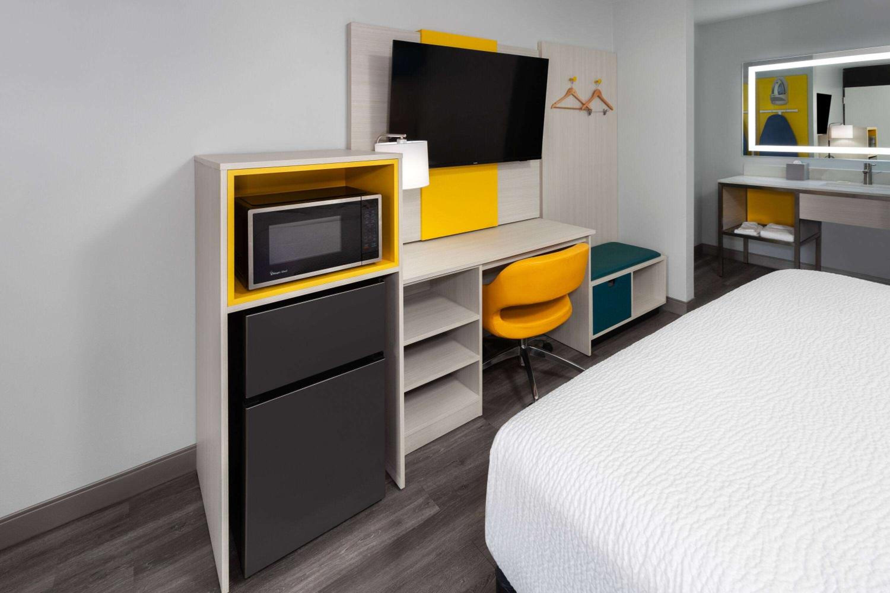 Days-Inn by Wyndham Baltimore Northwest - Property Image 7