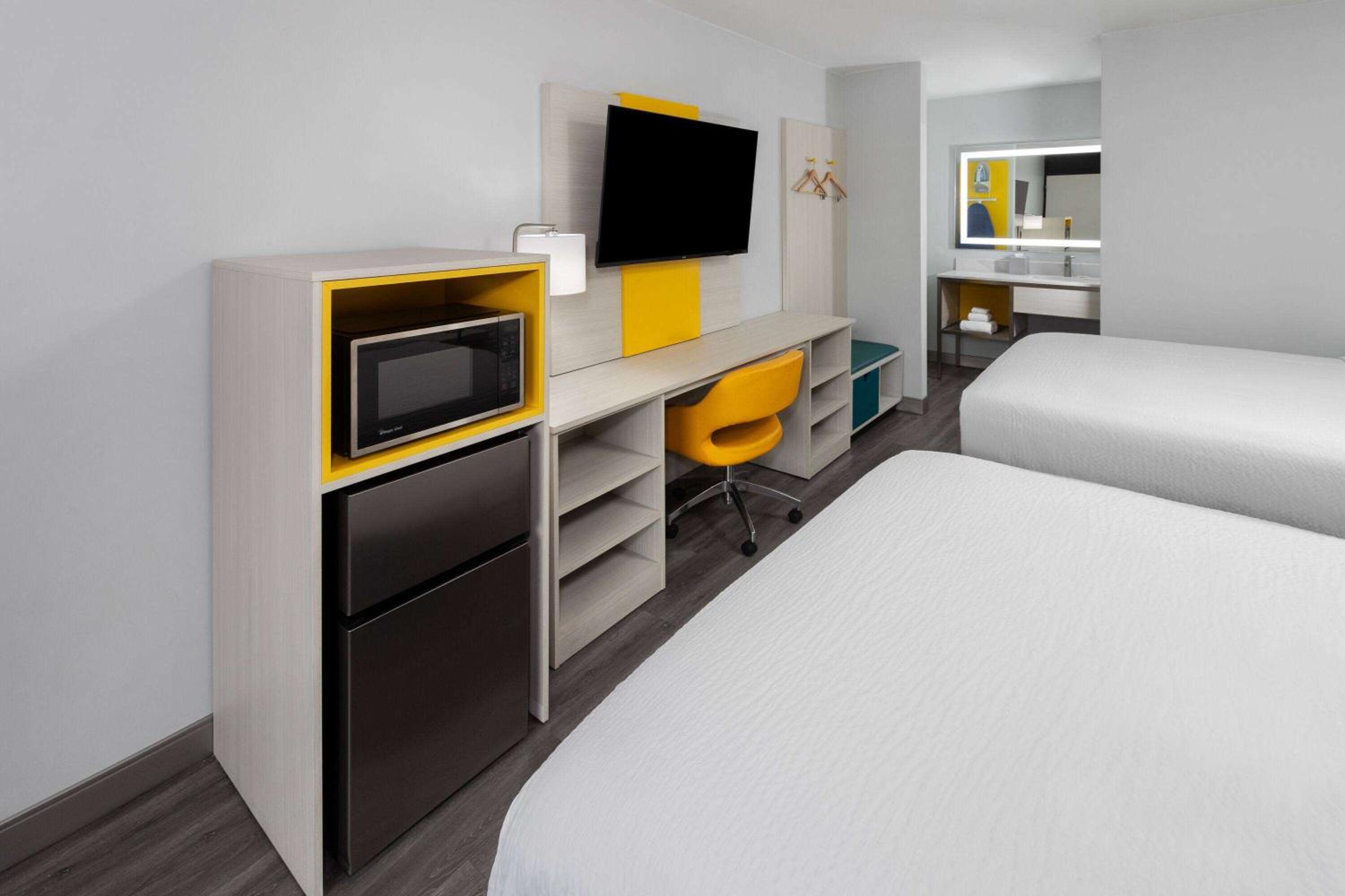 Days-Inn by Wyndham Baltimore Northwest - Property Image 16