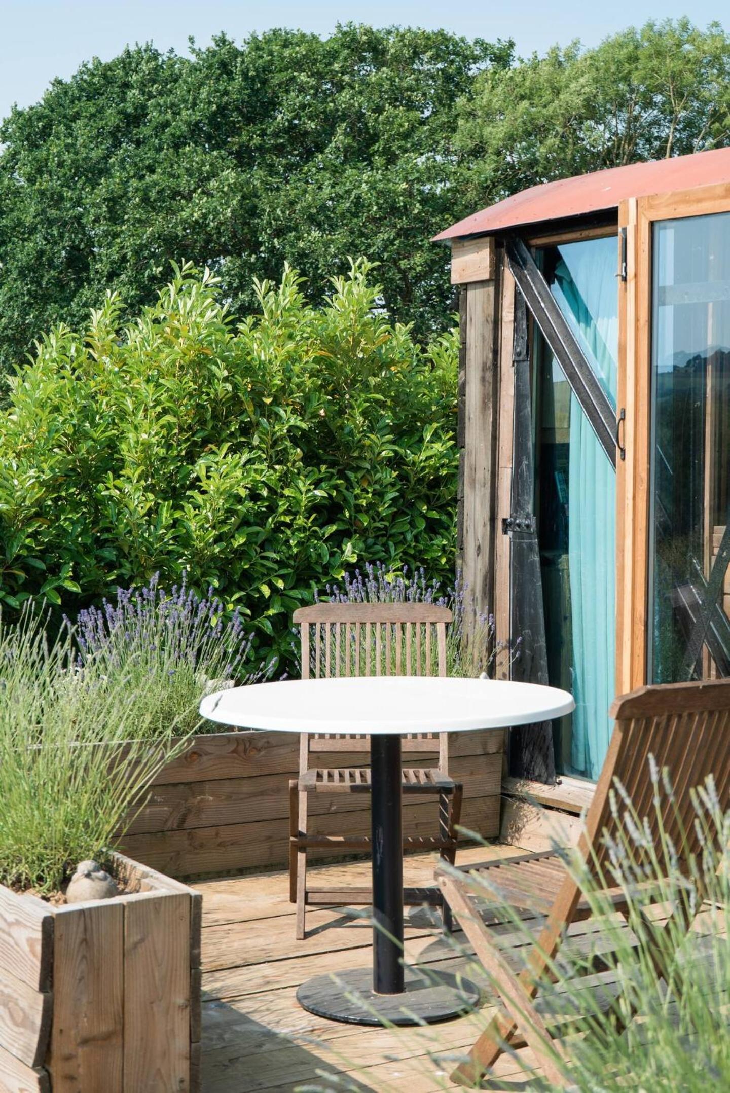 Yeovil Vacations - Swallowfield Glamping-Station Master - Property Image 14