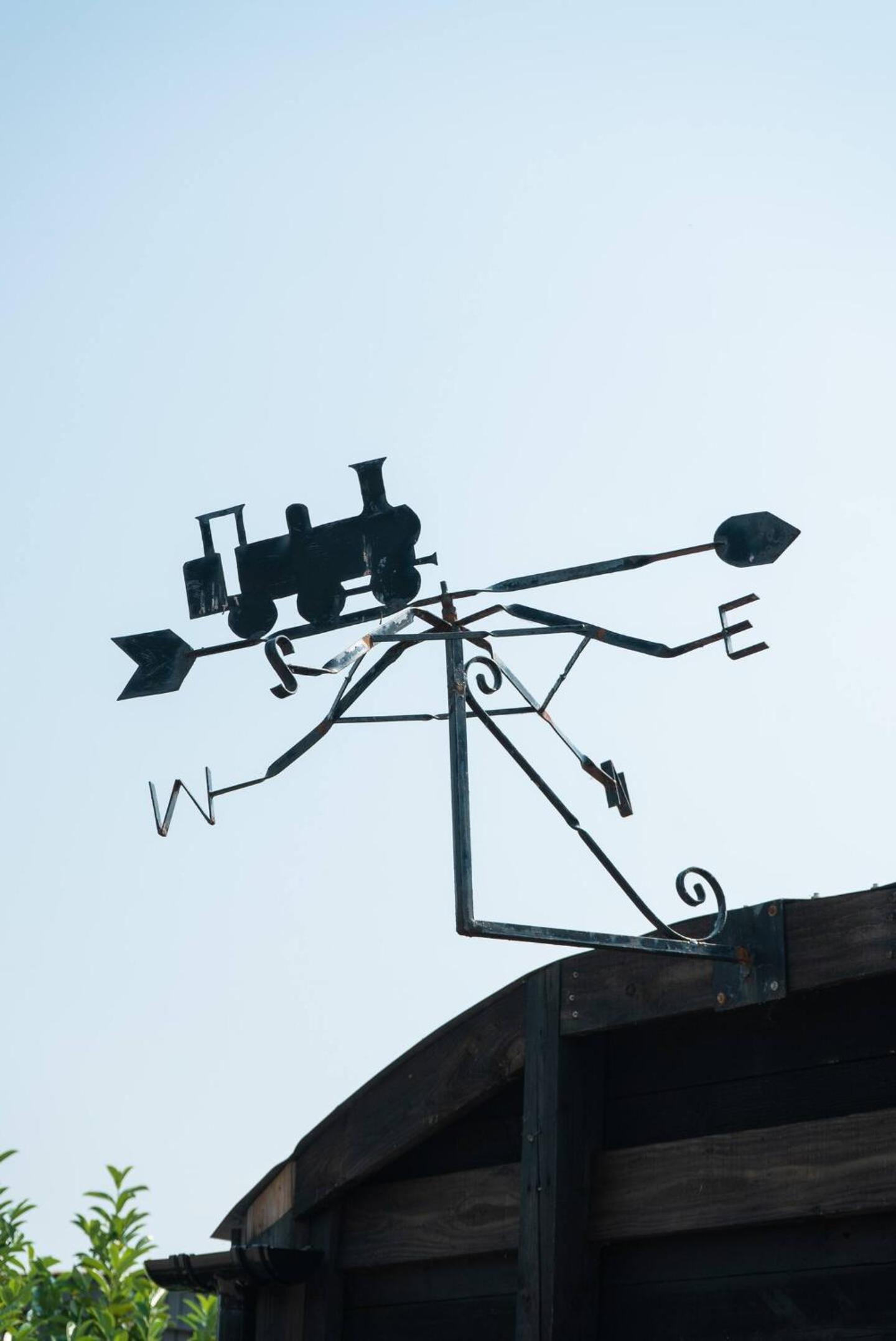 Yeovil Vacations - Swallowfield Glamping-Station Master - Property Image 2