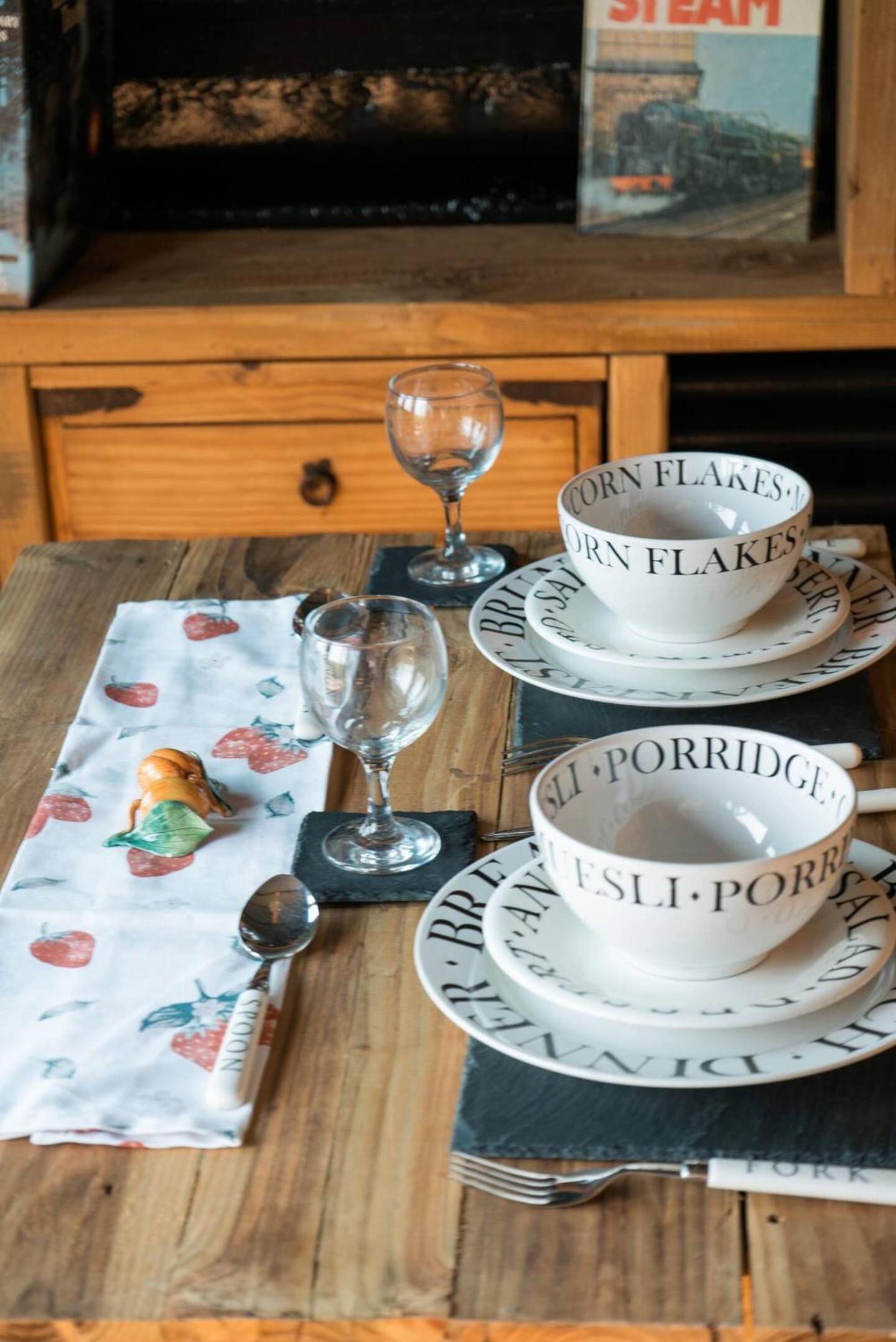 Yeovil Vacations - Swallowfield Glamping-Station Master - Property Image 6