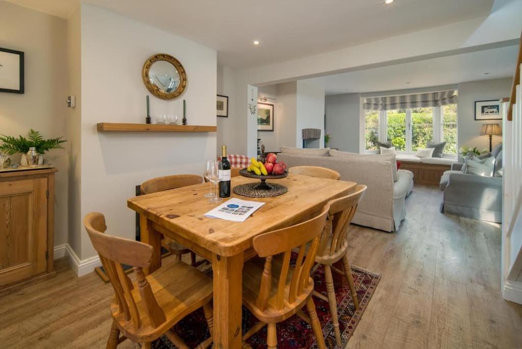 Lily Cottage