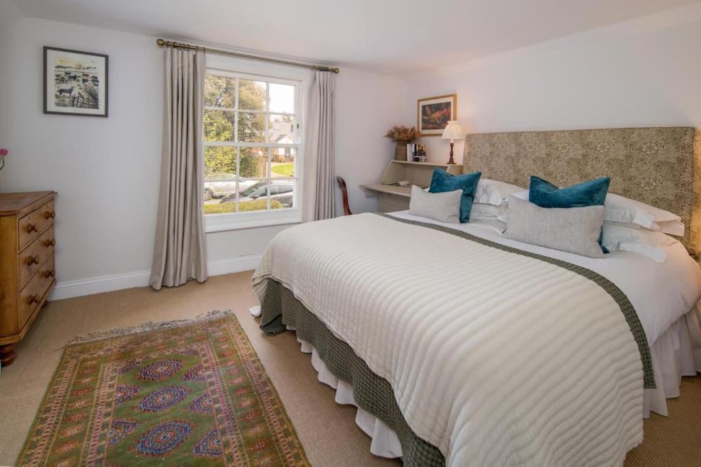 Lily Cottage