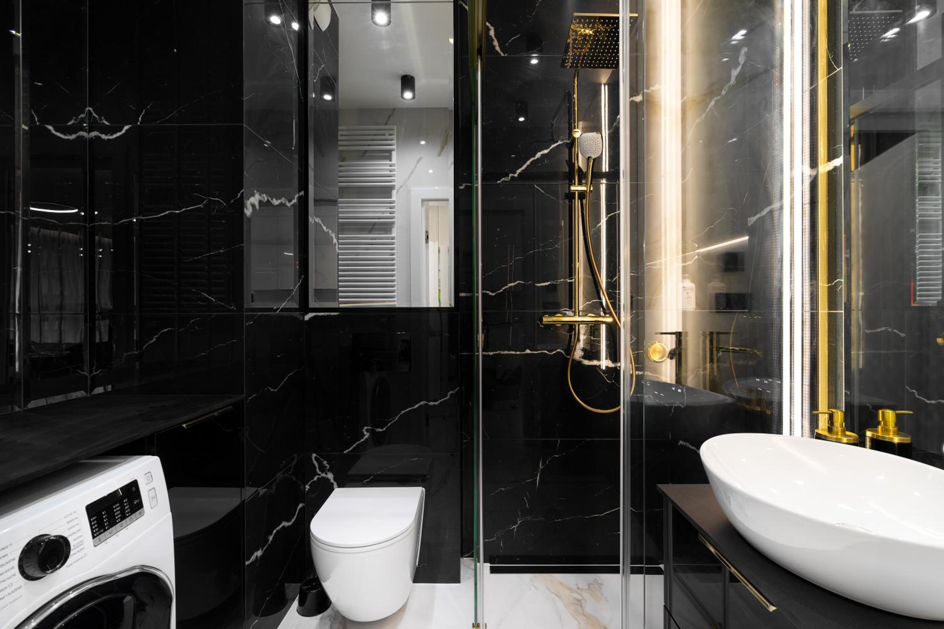 Golden Apartments Warsaw - Premium Stay at Grzybowska 37