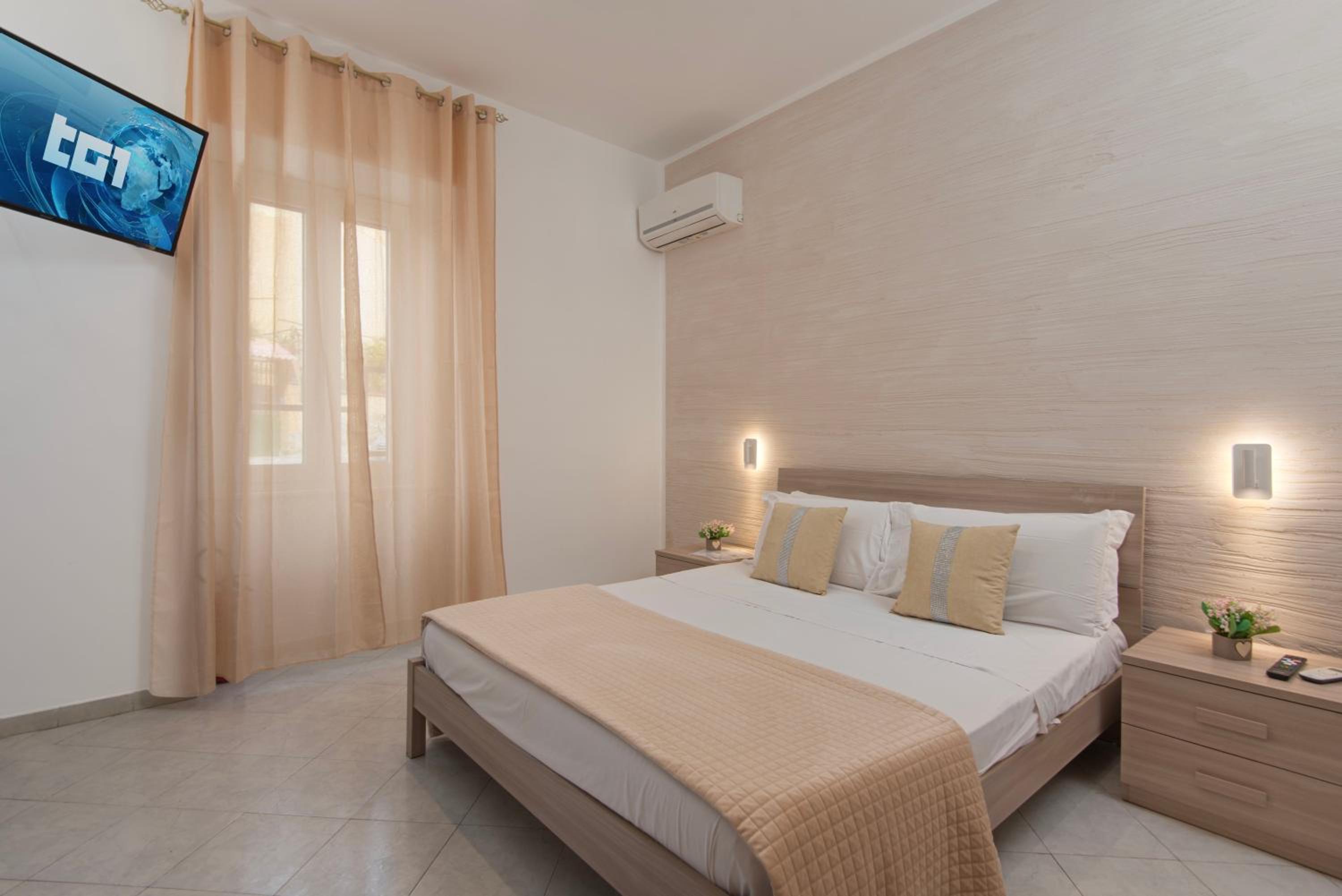 Casa Vacanze Carolina 348 — Naples