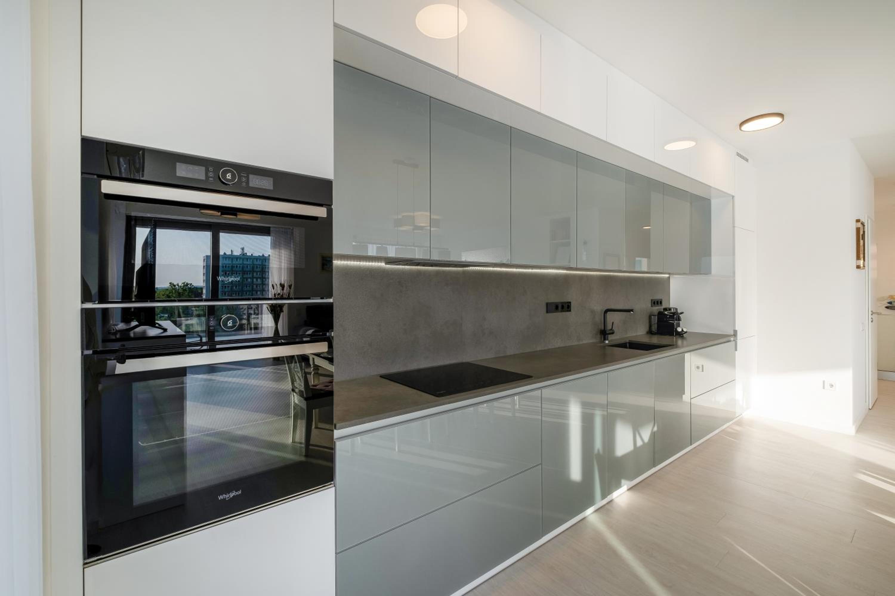 MF Coral 52 Duplex Penthouse