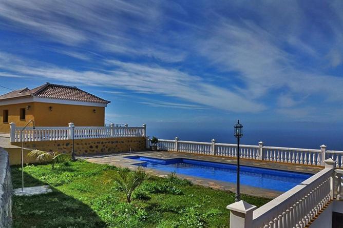 VILLA LA PLANTA en Tijarafe