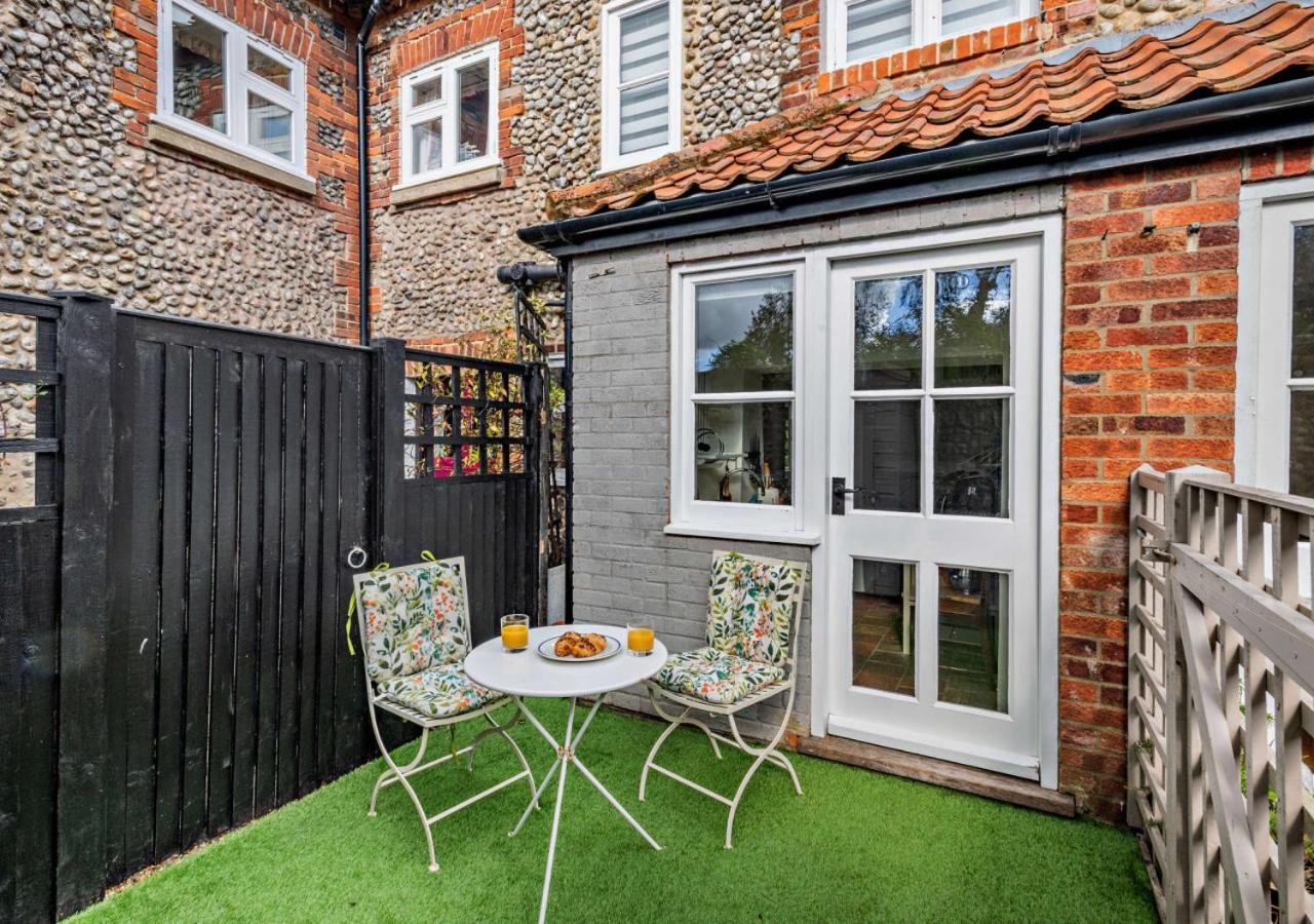 Apple Tree Cottage - Holt