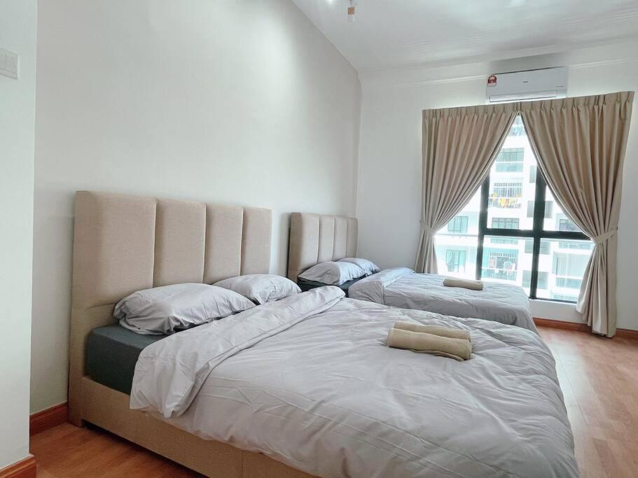 10pax 3Bedroom Platino Paradigm Mall JB Skudai