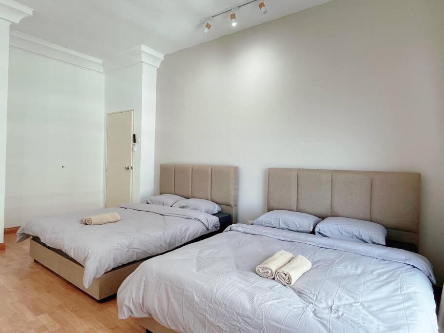 10pax 3Bedroom Platino Paradigm Mall JB Skudai