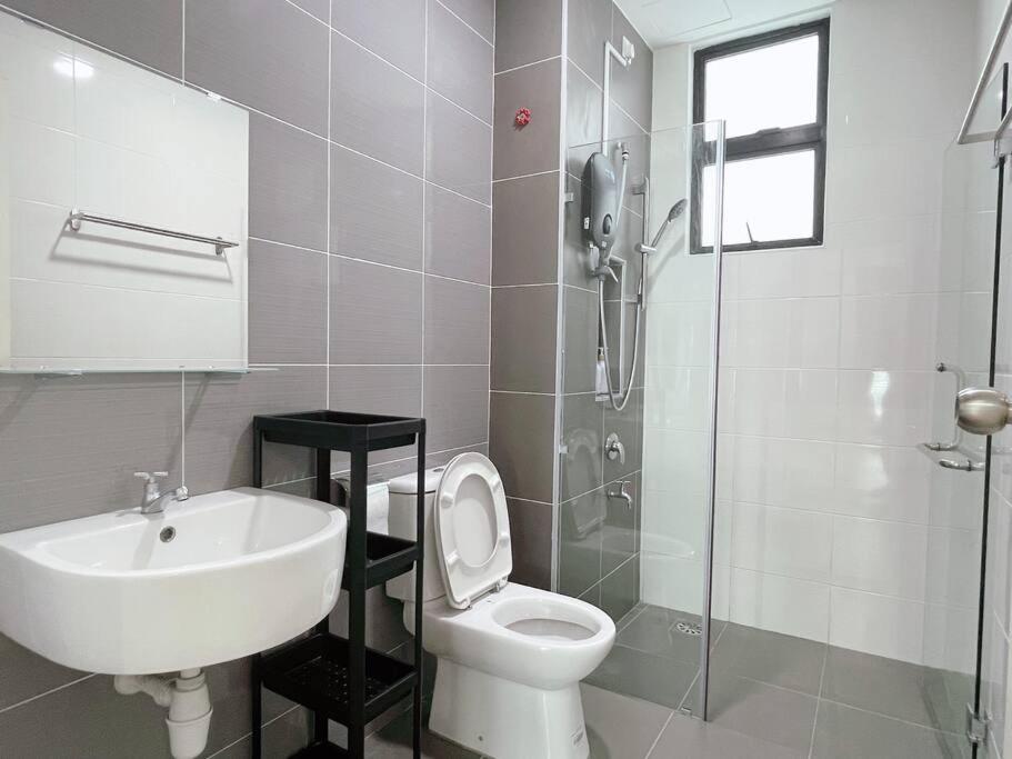 10pax 3Bedroom Platino Paradigm Mall JB Skudai
