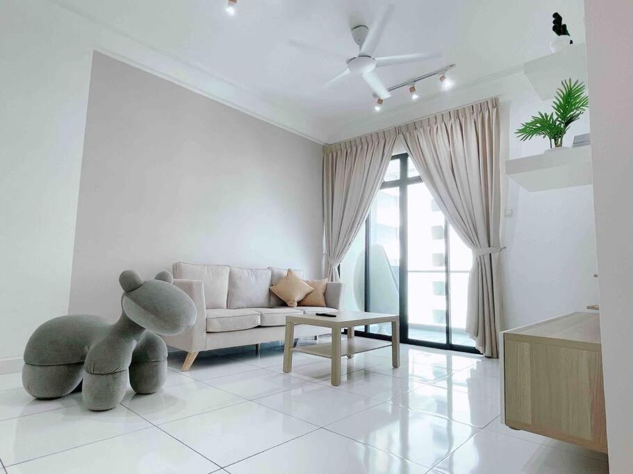 10pax 3Bedroom Platino Paradigm Mall JB Skudai