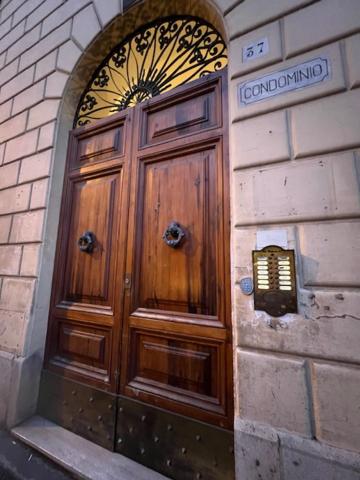 Luxury room Anelli center of Roma