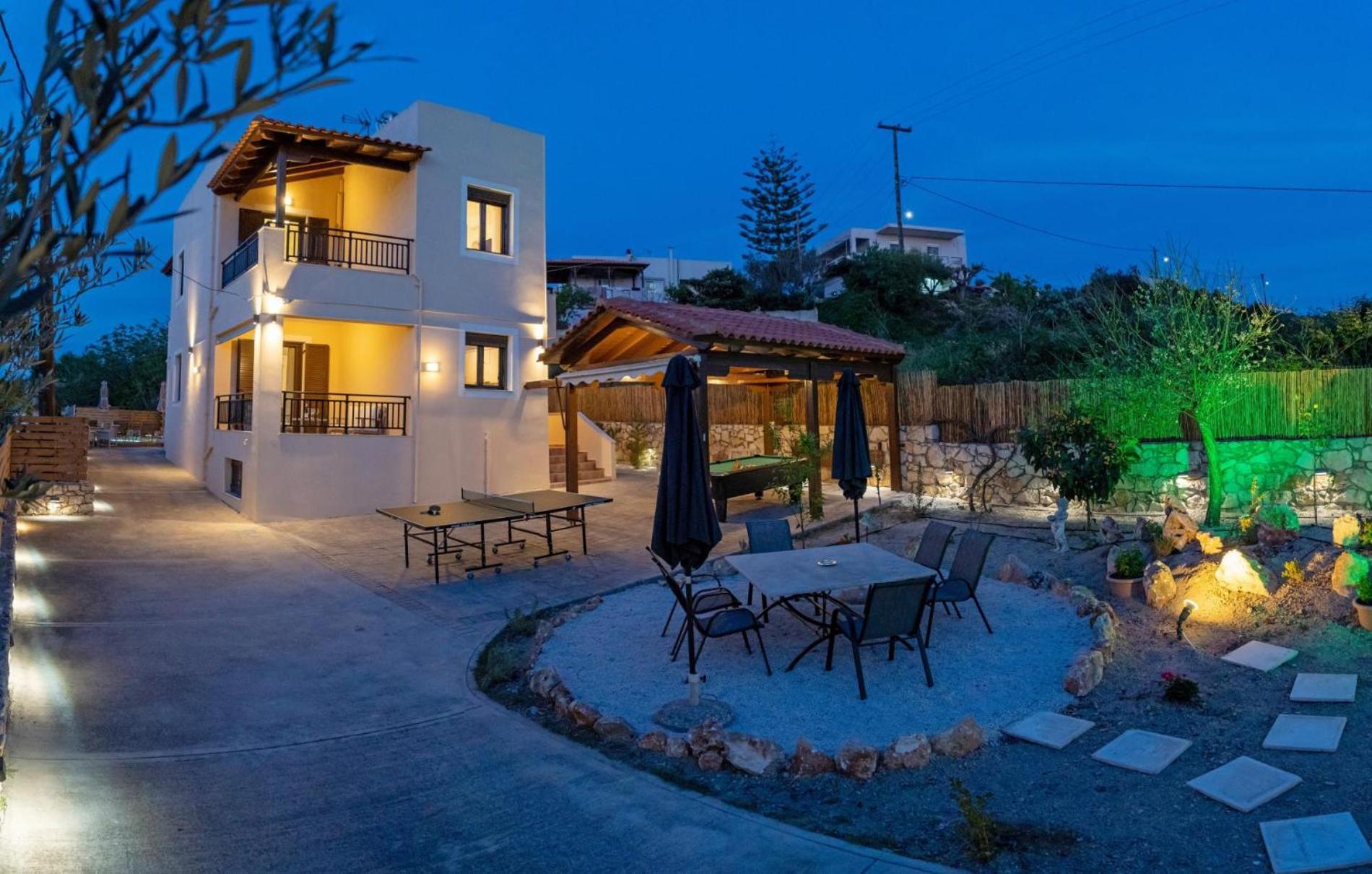 Anelia Serene Villa 500 m from the beach view 3