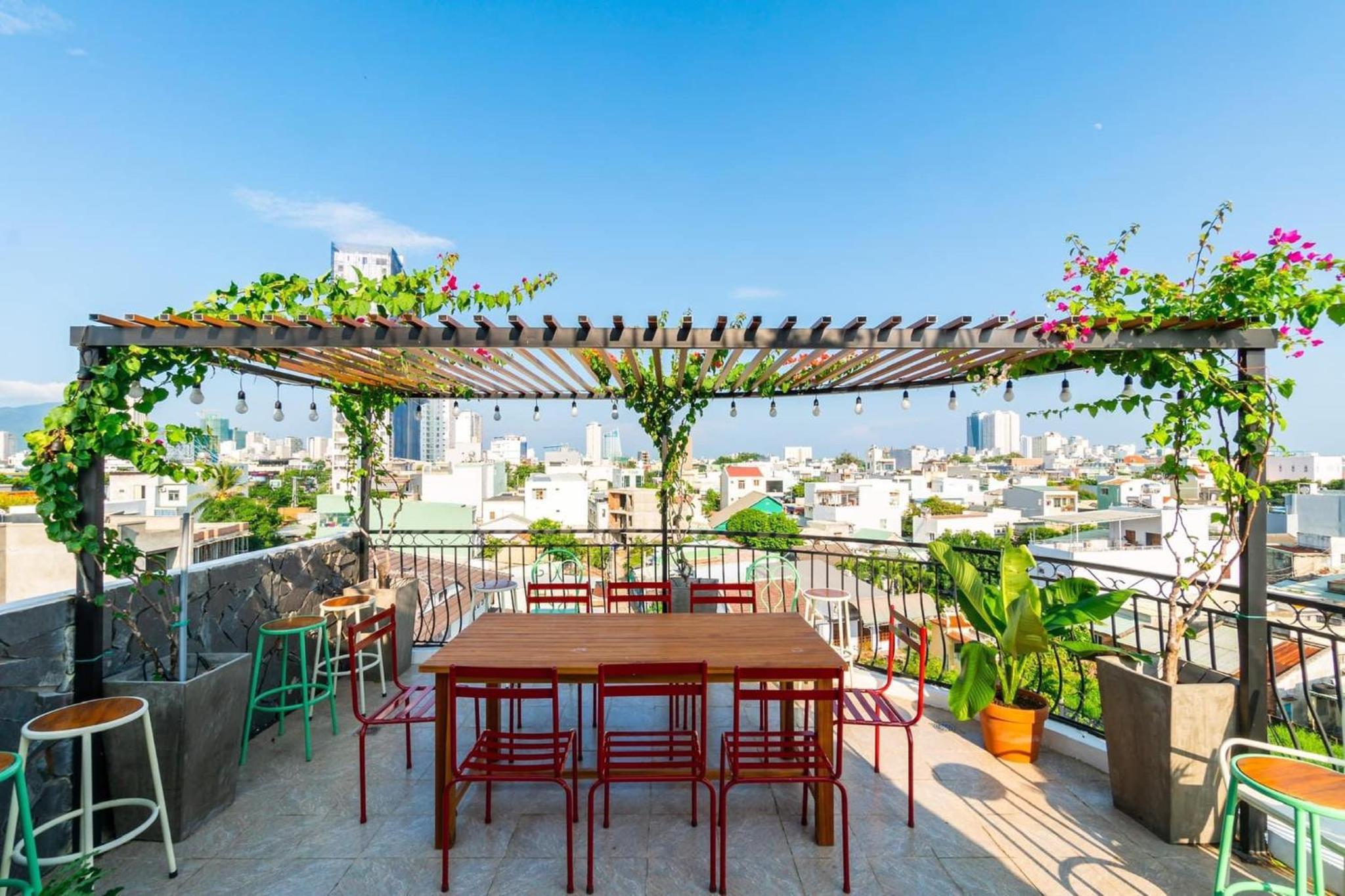 NẮNG House