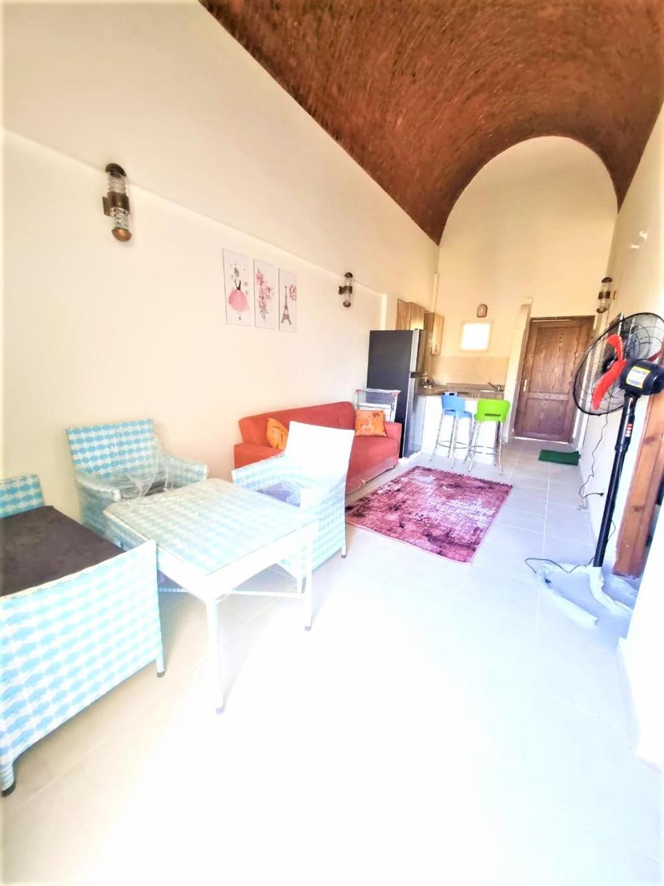 2 bedroom quiet flat at makadi heights view 2