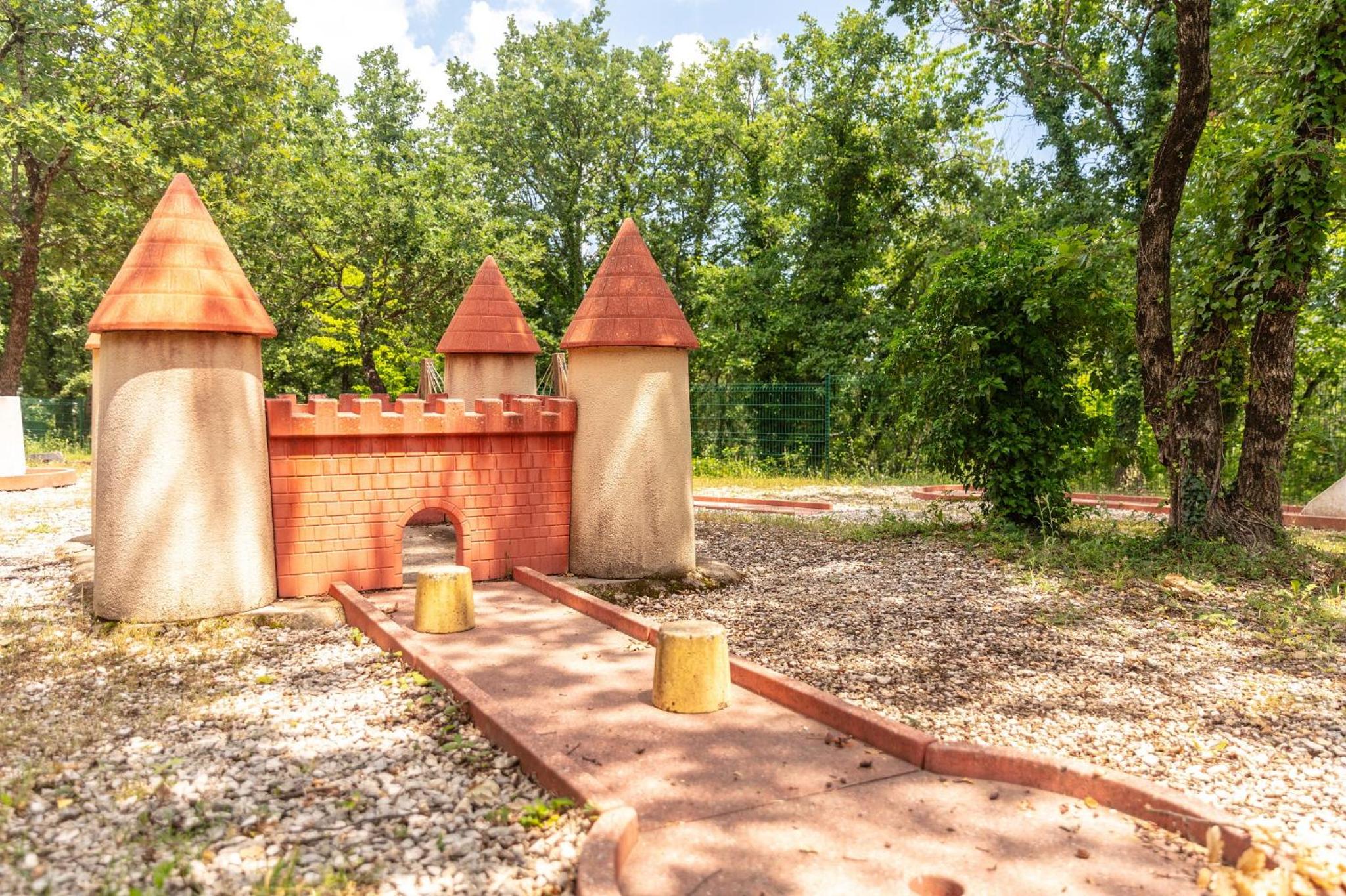 Camping Domaine de Chaussy