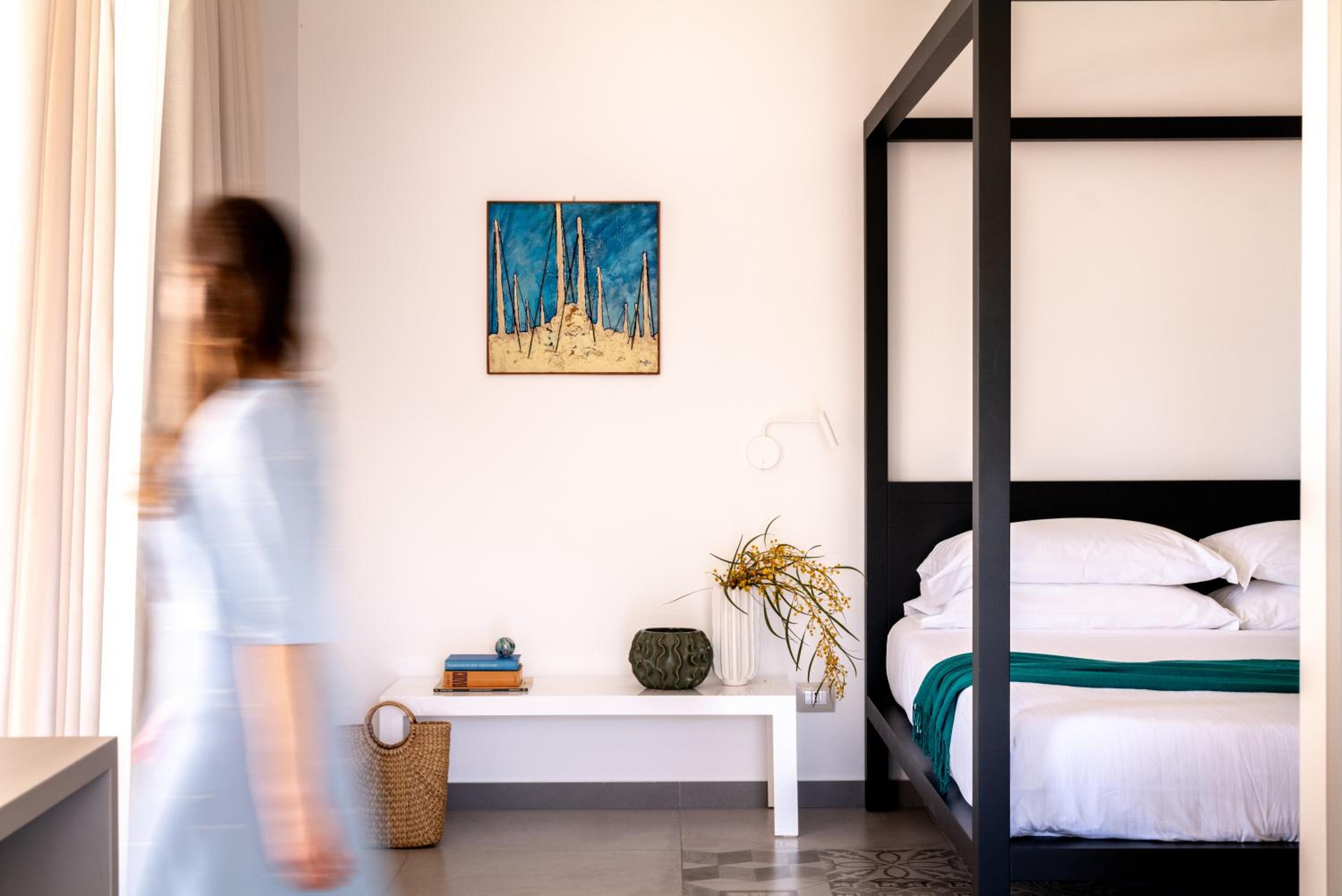 Luna Minoica Suites and Apartments