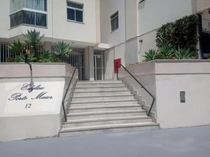 Beira-mar, vista e localização - Pé na Areia -