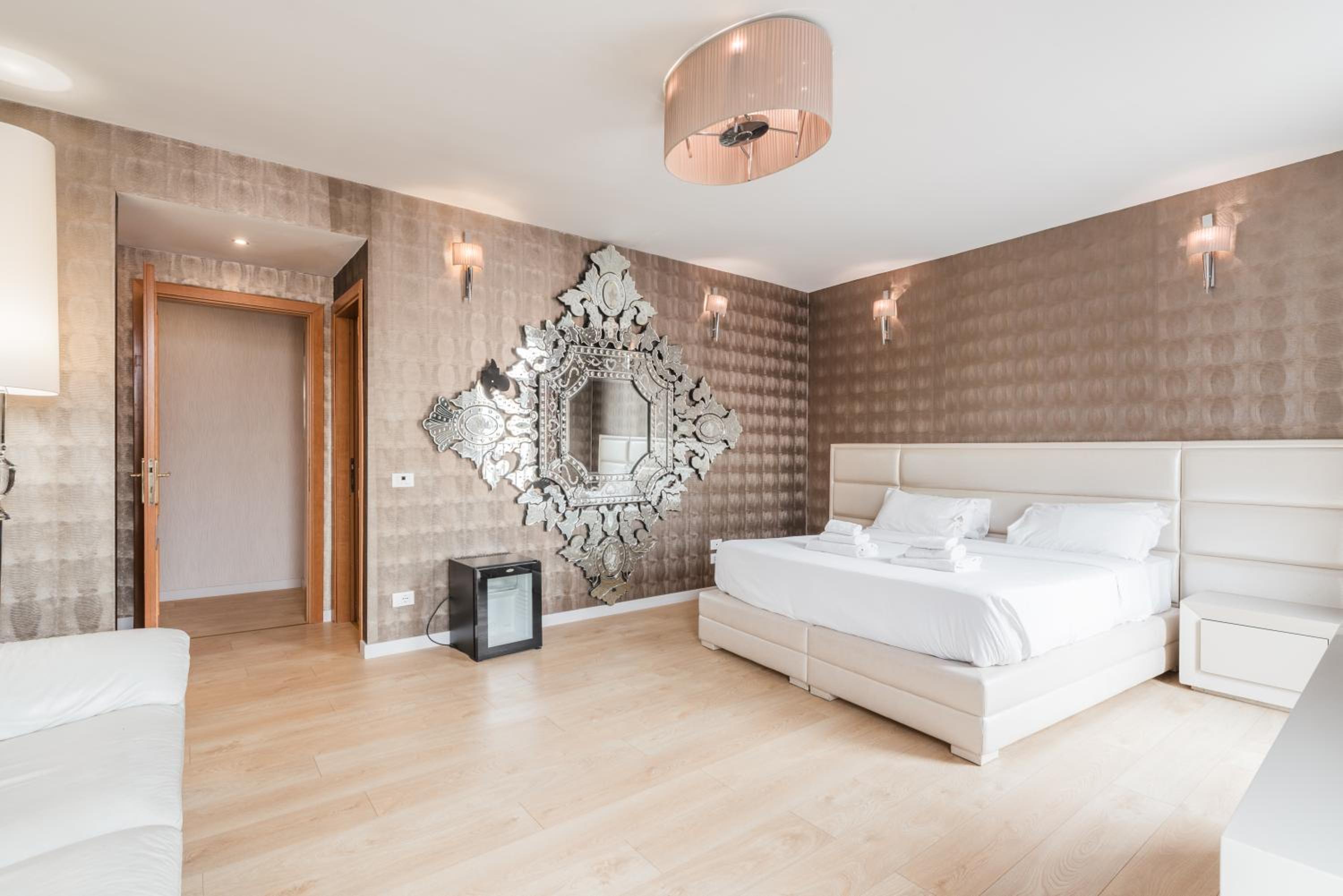 Penthouse Suite Rome - Private Suites