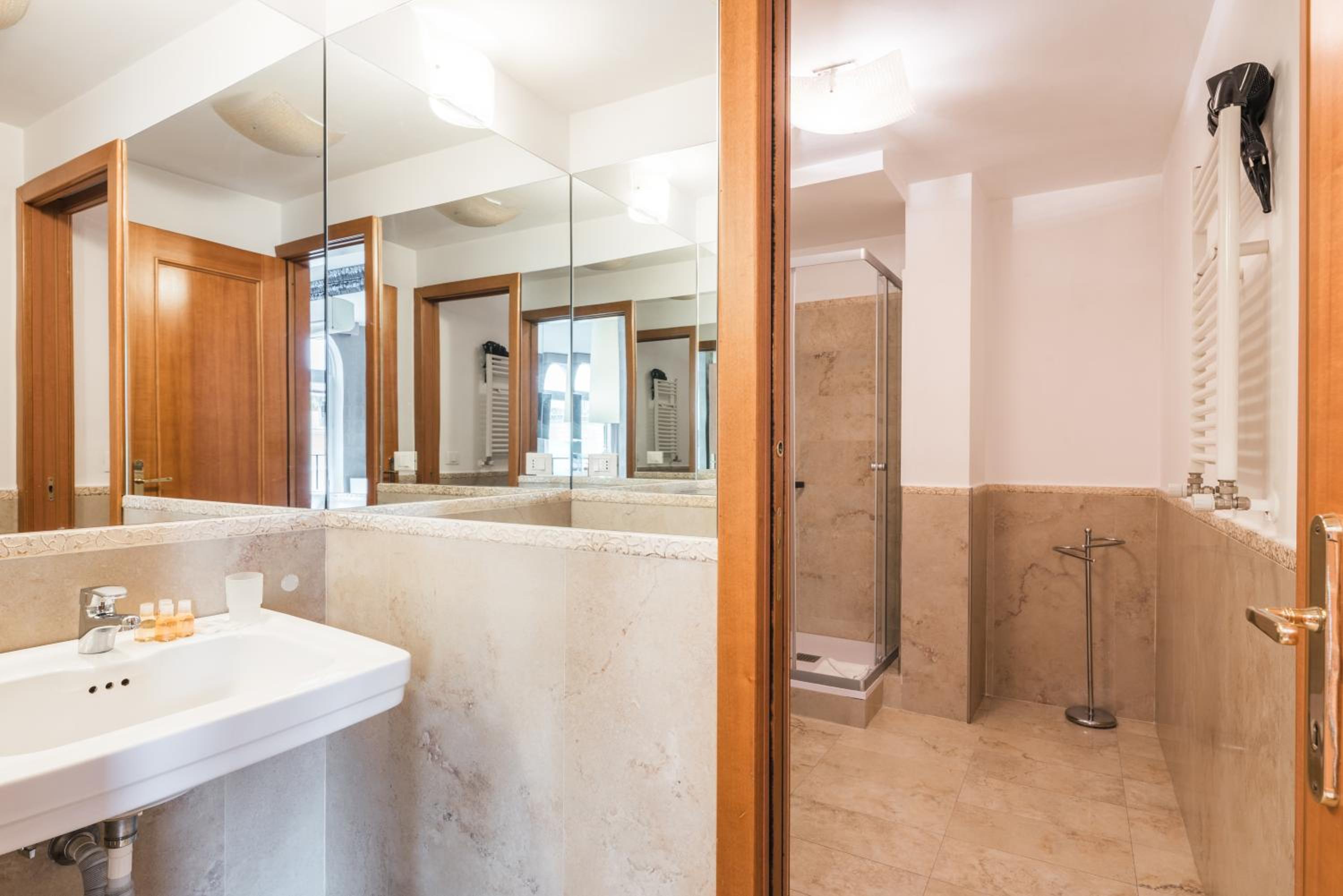 Penthouse Suite Rome - Private Suites