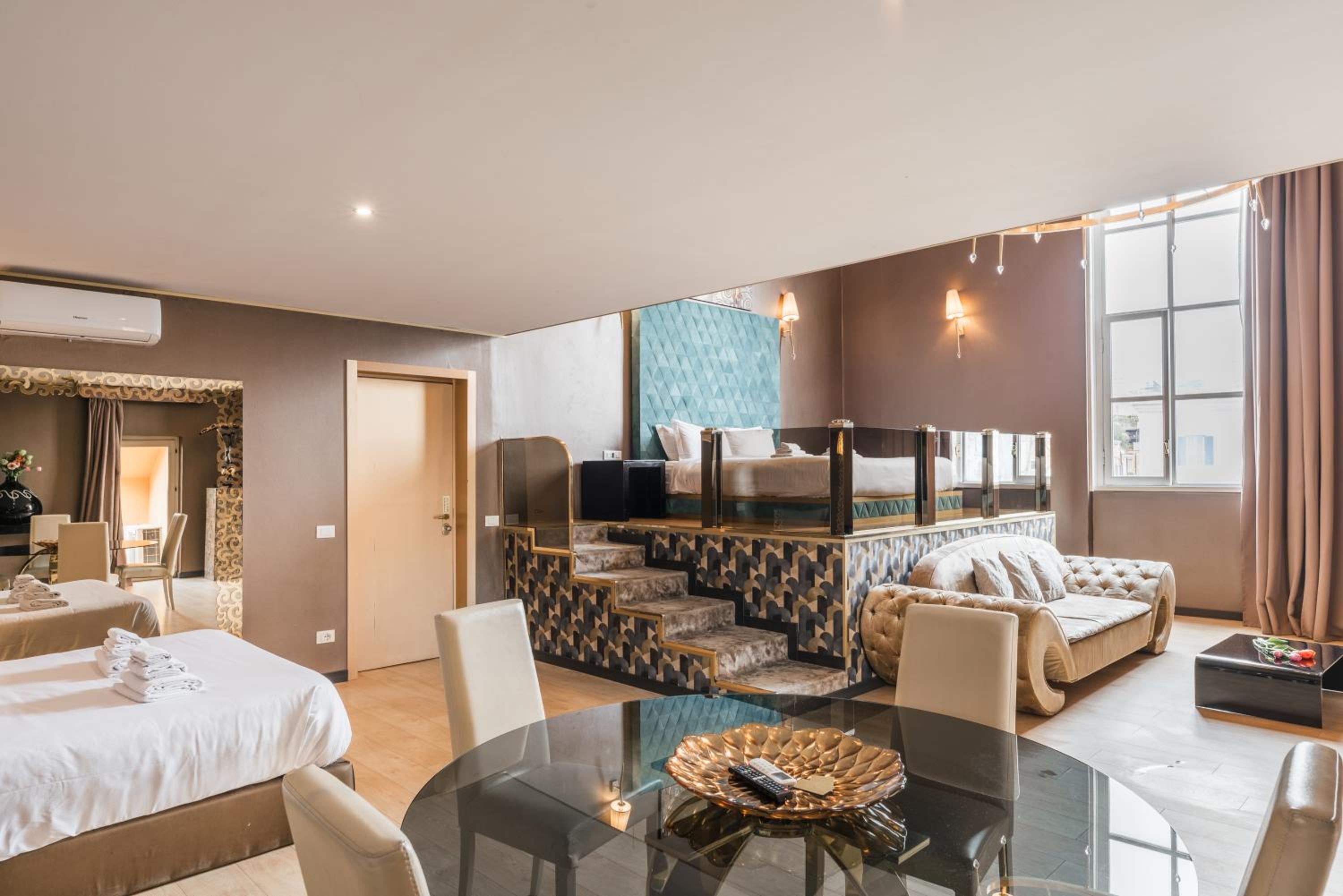 Penthouse Suite Rome - Private Suites