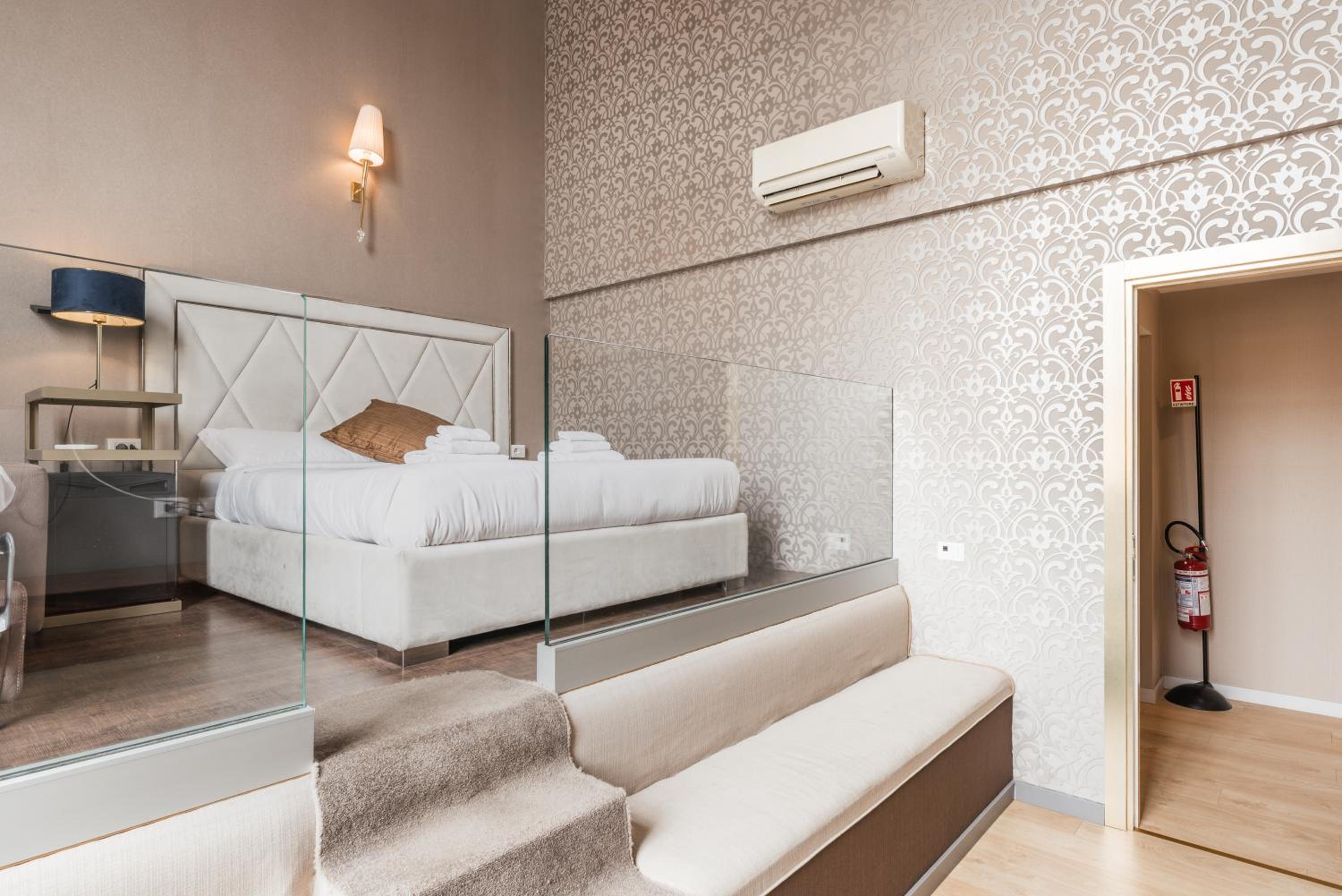 Penthouse Suite Rome - Private Suites