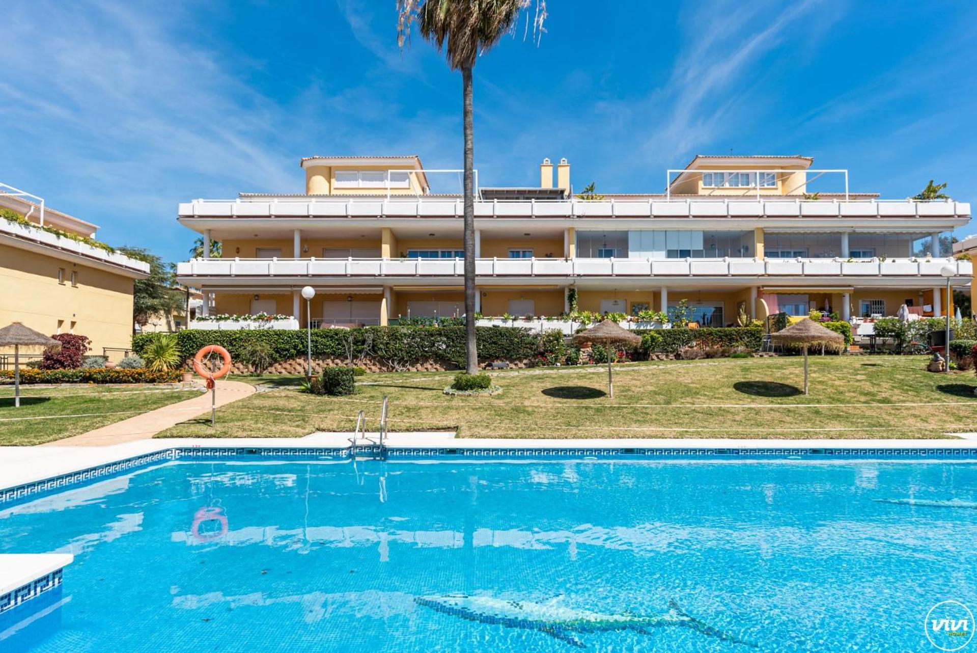 ViVi Homes - Rome Pool, Garden, Golf & Beach