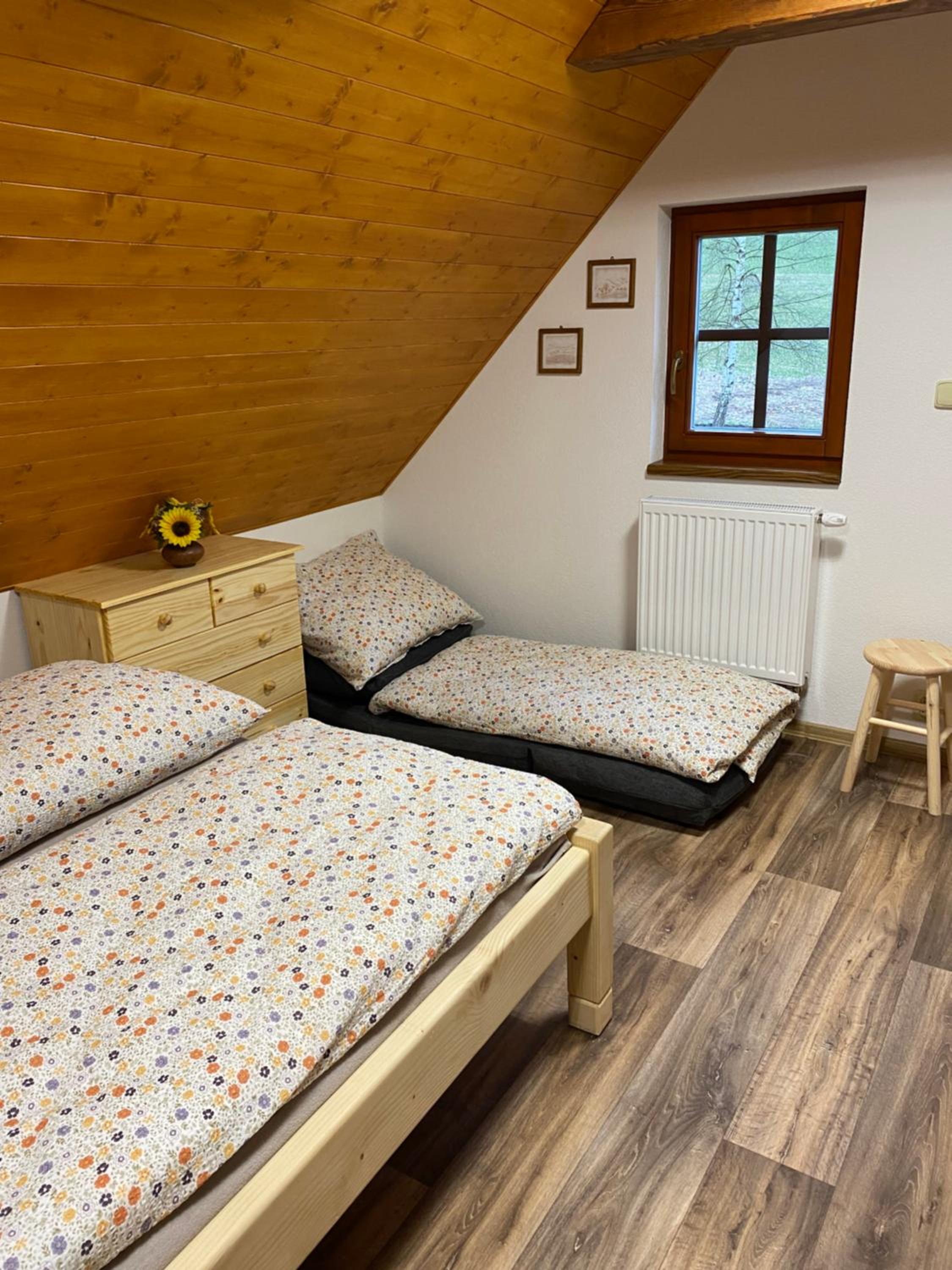 Roubenky u zvonice